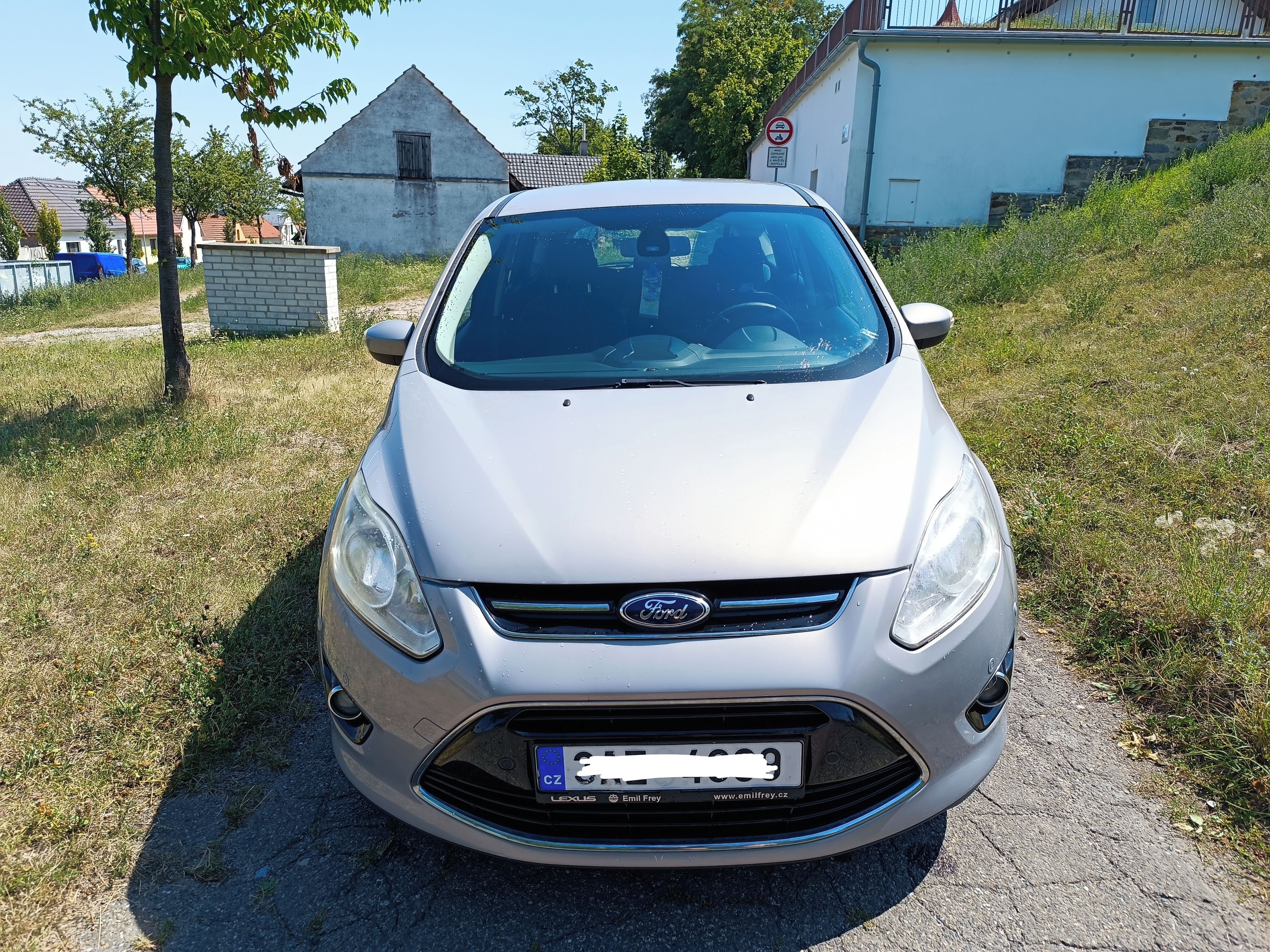 Ford C-MAX, 1,6i 16V 92kW, Titanium, 2011 - fotka 2