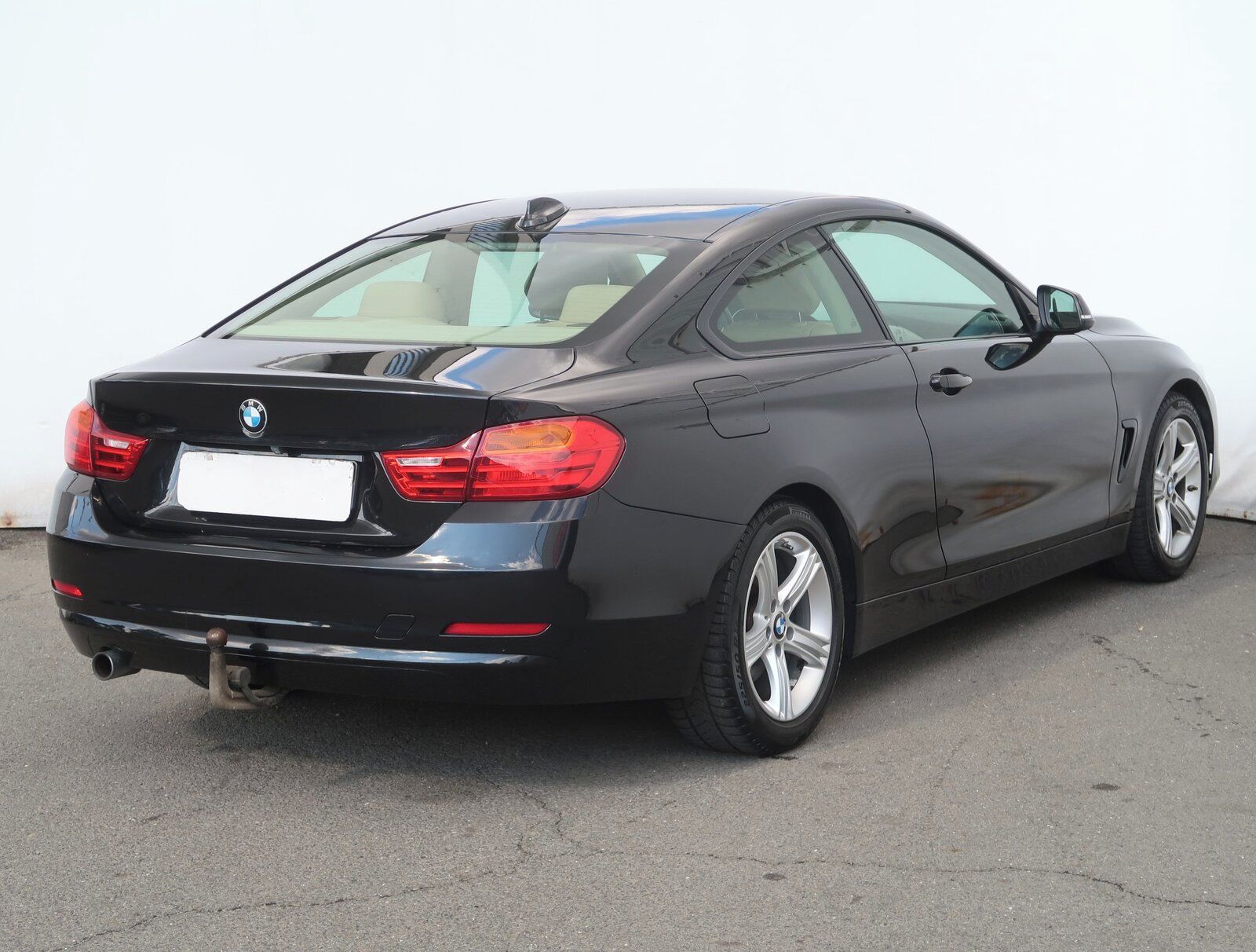 BMW Řada 4, 418d, Kůže, Bi-Xenony - fotka 5