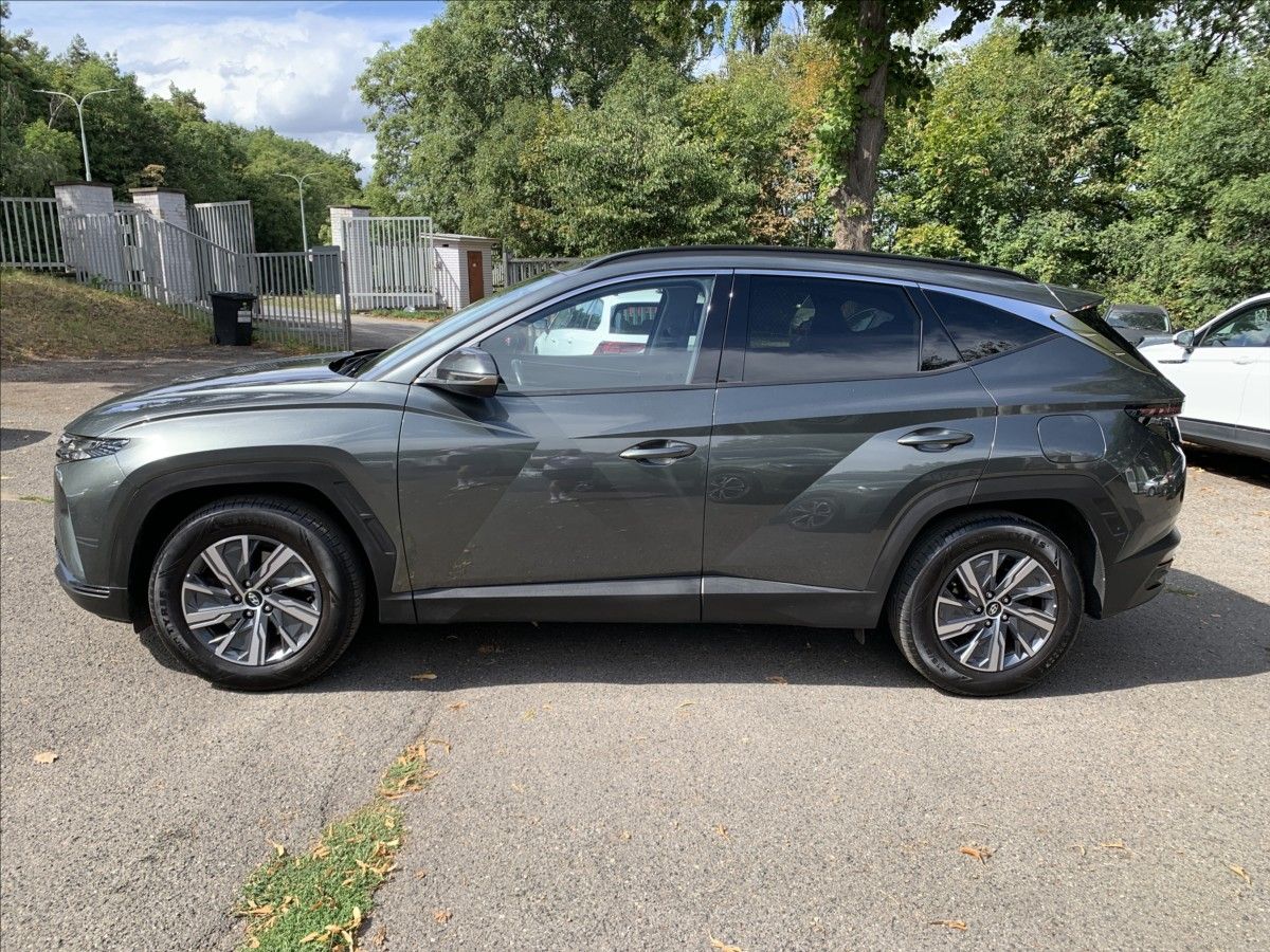 Hyundai Tucson, 1,6 T-GDI 4x4 ČR,SERVISKA,1.MA - fotka 5