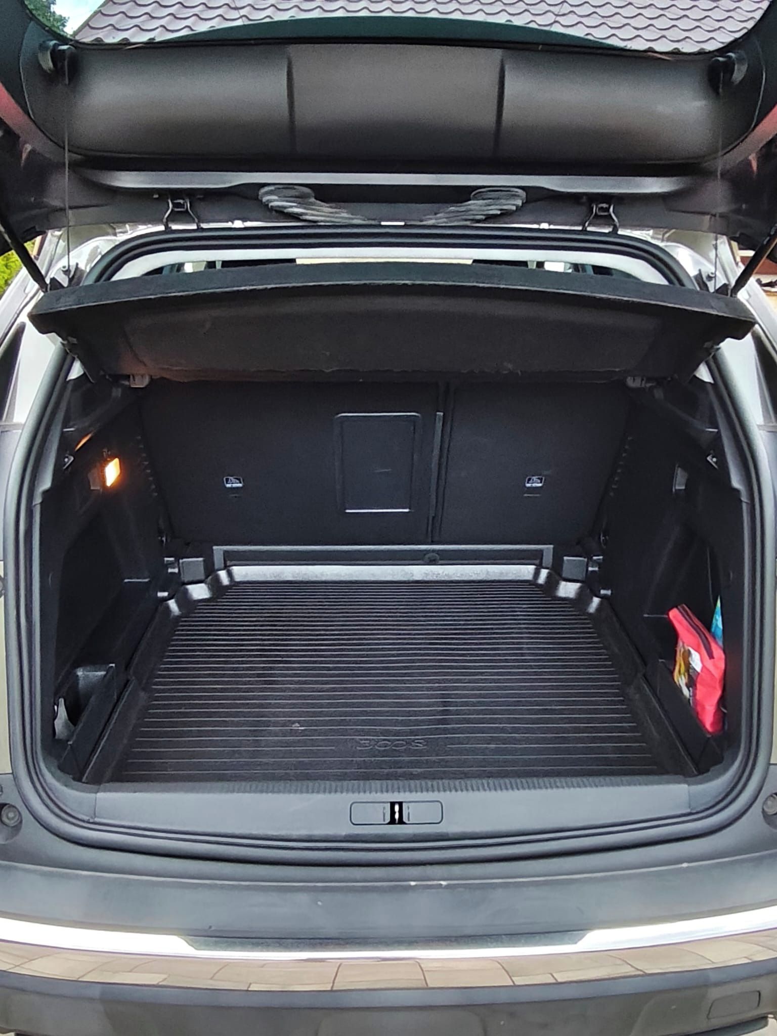 Peugeot 3008, 1.6 BLUE HDI - fotka 5