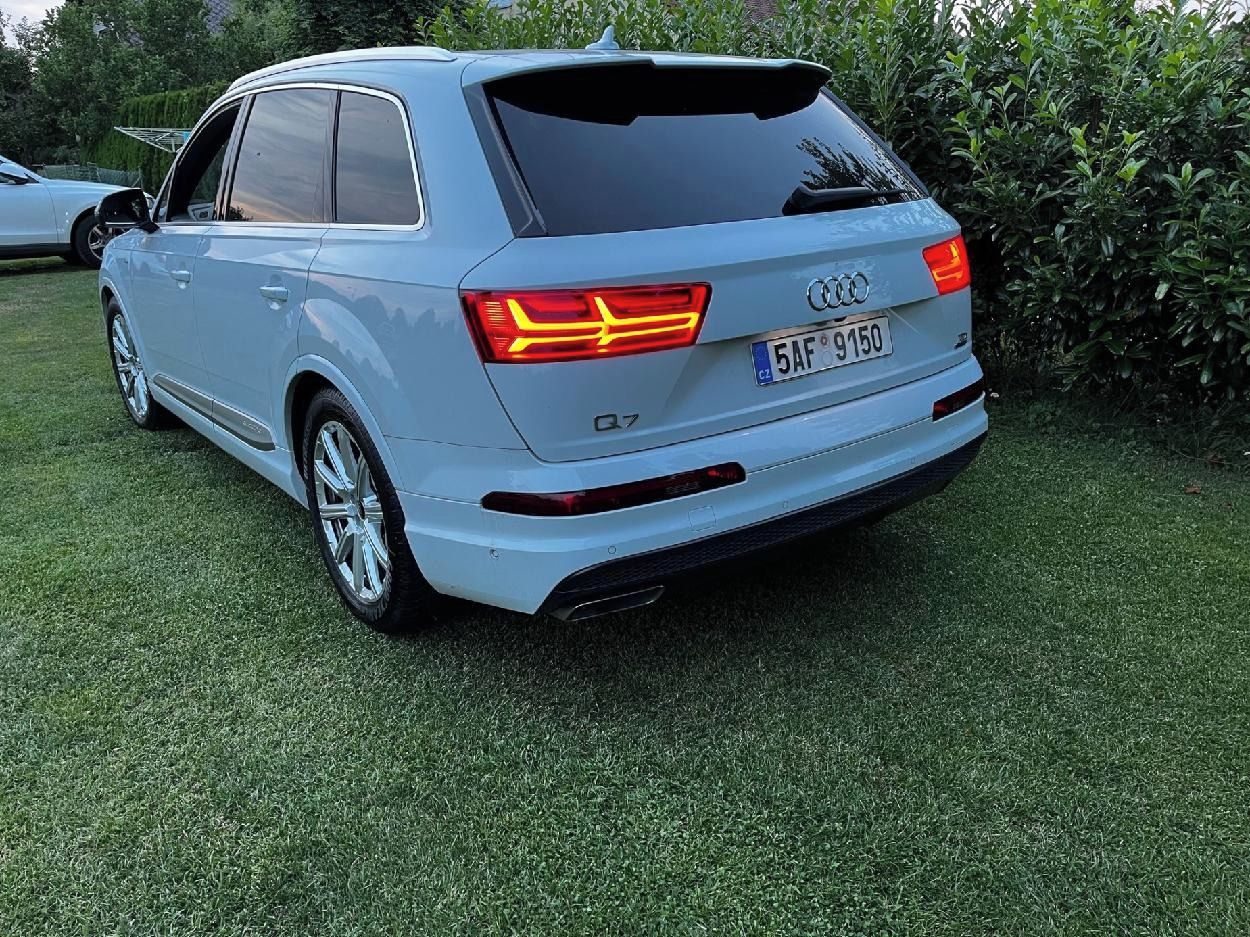 Audi Q7, AUDI Q7 S-LINE - fotka 3