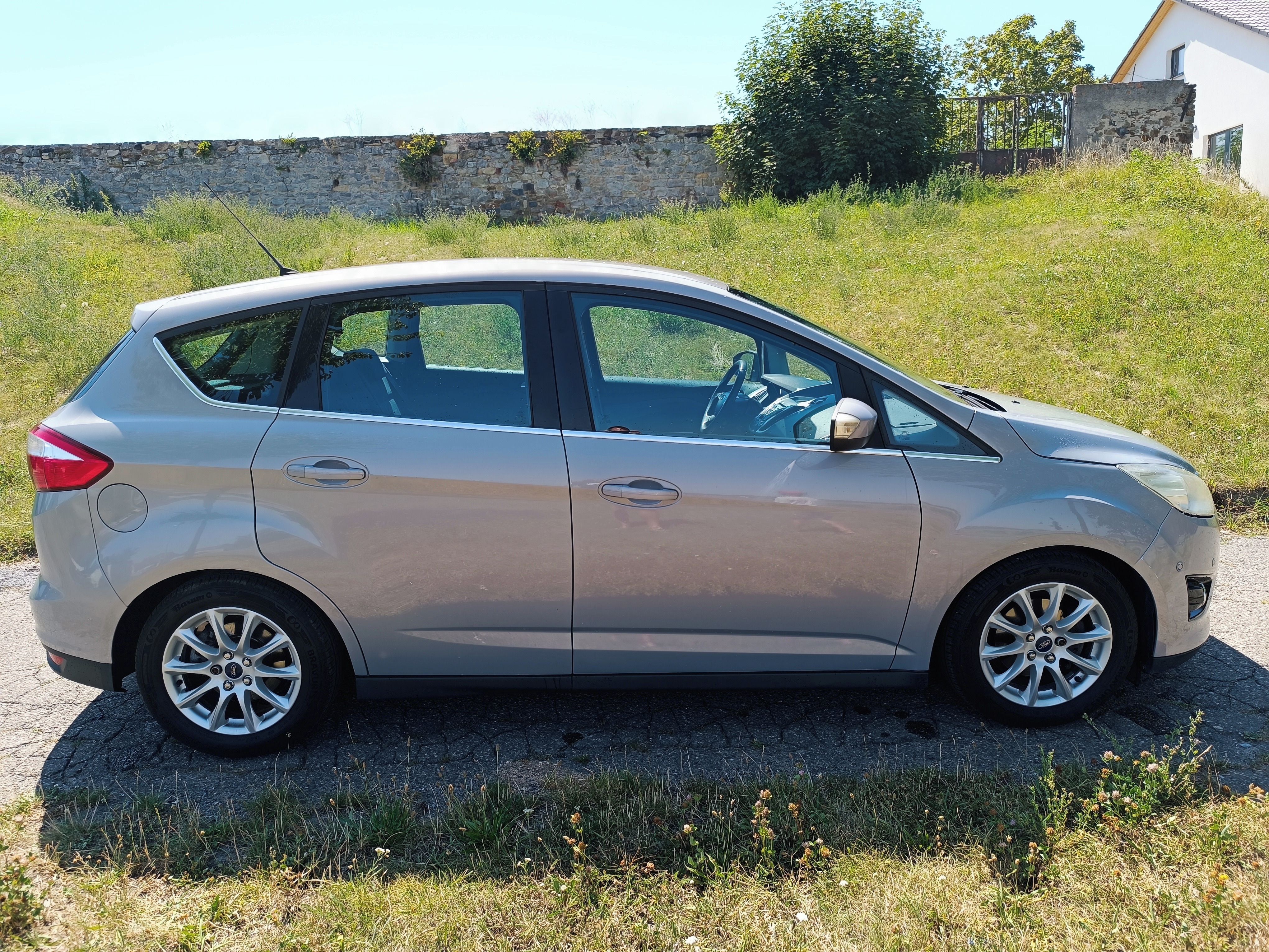 Ford C-MAX, 1,6i 16V 92kW, Titanium, 2011 - fotka 4