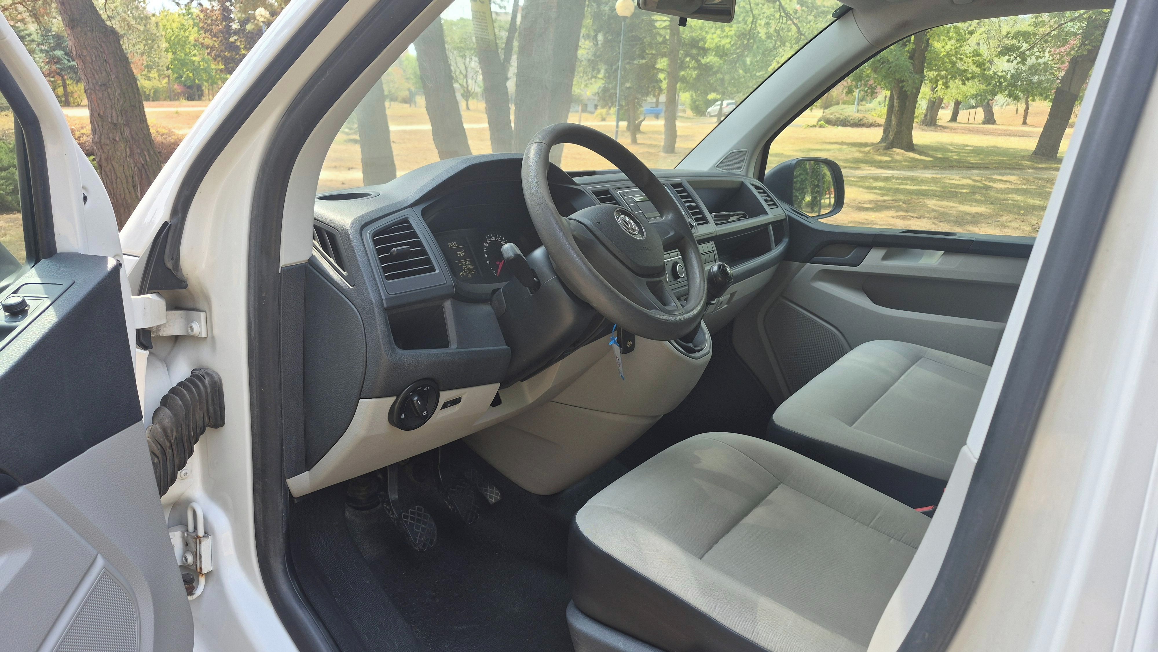 Volkswagen Transporter, 2.0 TDi 110kW 9.míst. LONG - fotka 5