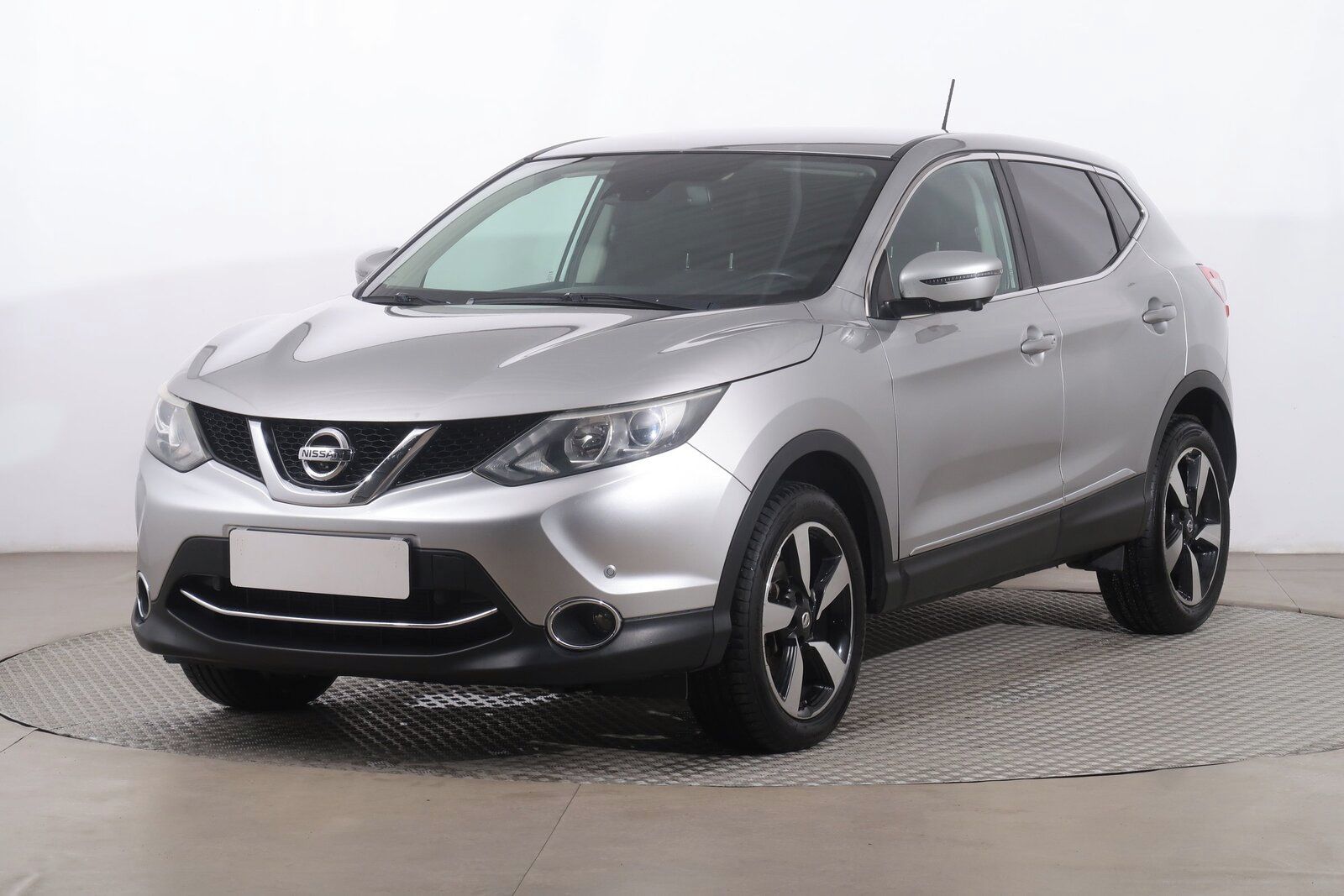 Nissan Qashqai, 1.2 DIG-T, Serv.kniha - fotka 2