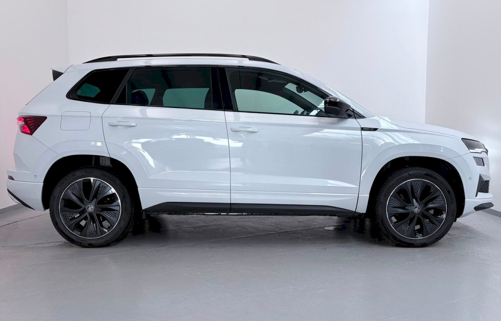 Škoda Karoq, Sportline 1,5 TSI 110 kW 7-stu - fotka 6