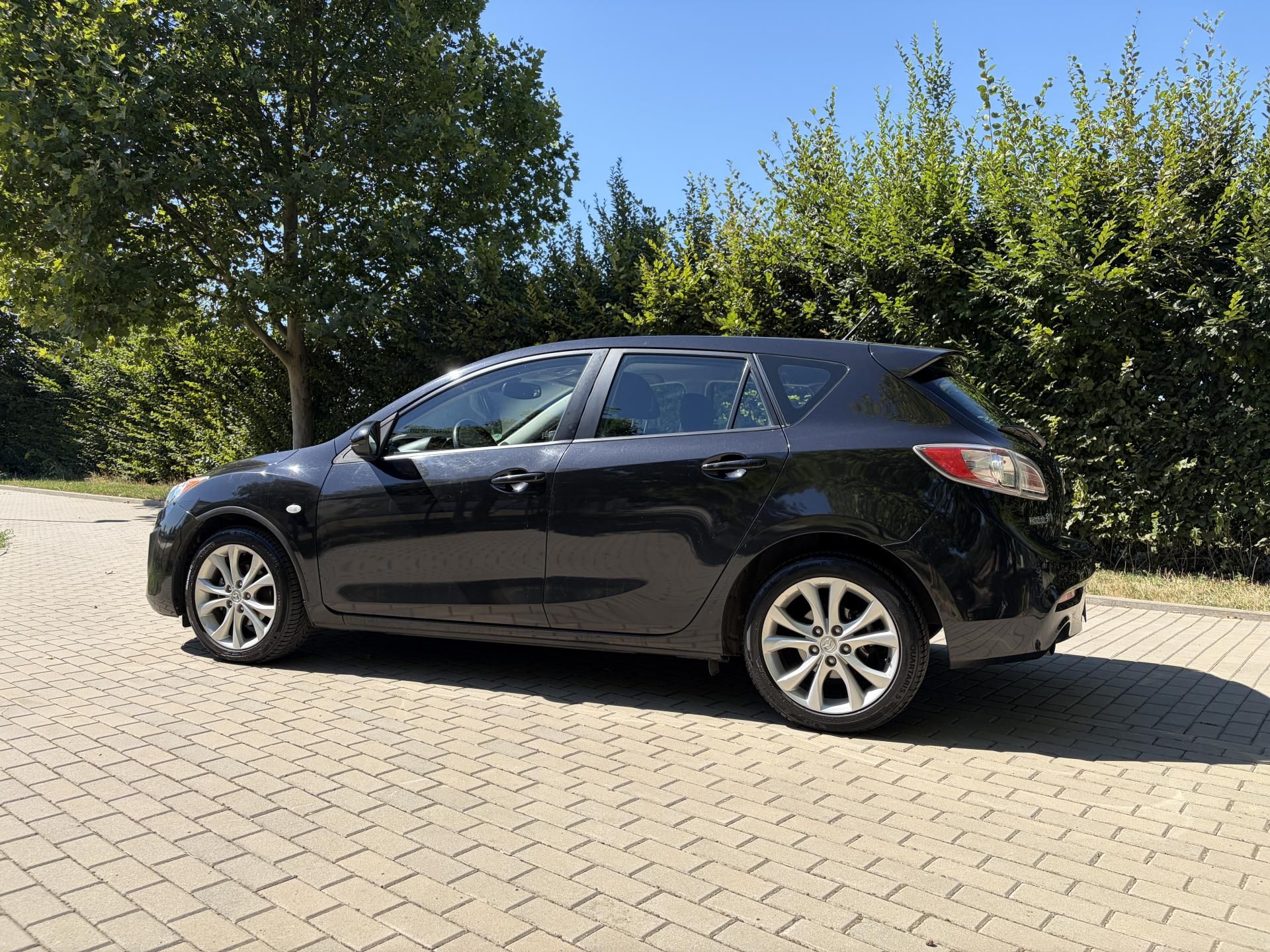 Mazda 3, 1.6 90th Anniversary - fotka 6