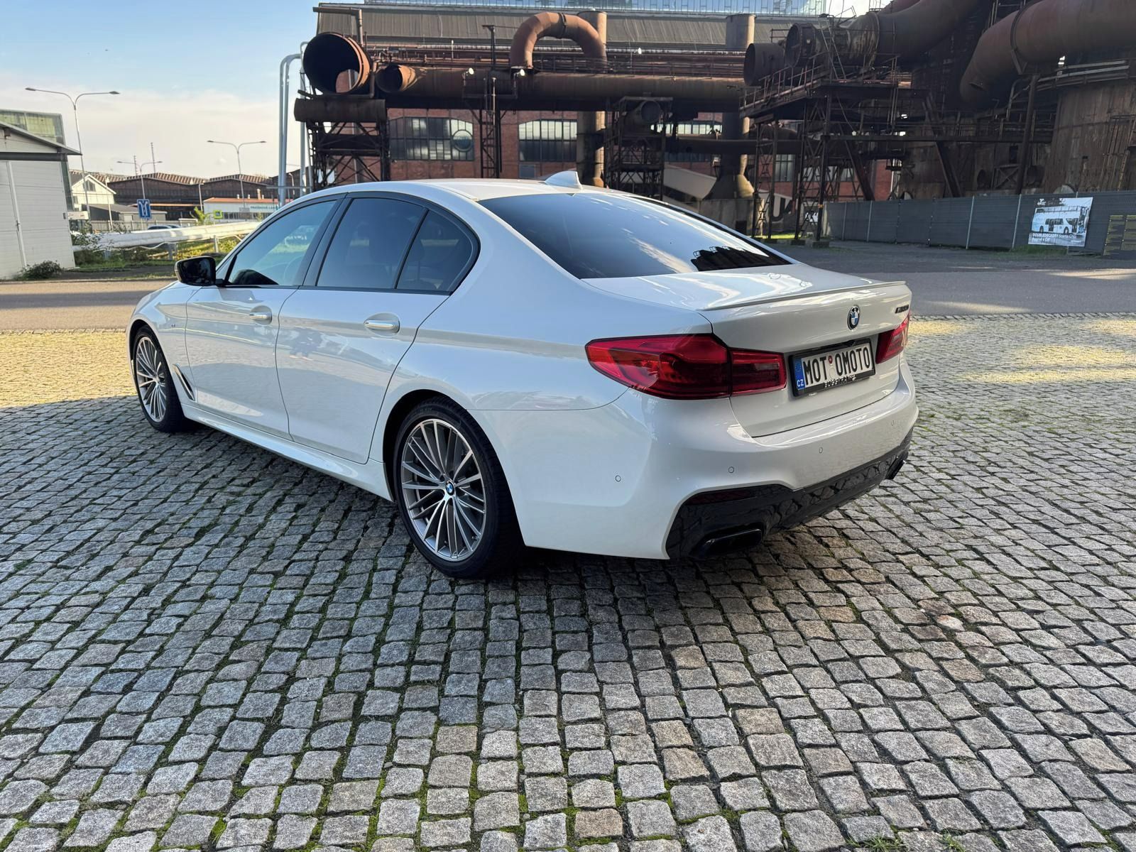 BMW Řada 5, BMW M550I - fotka 6