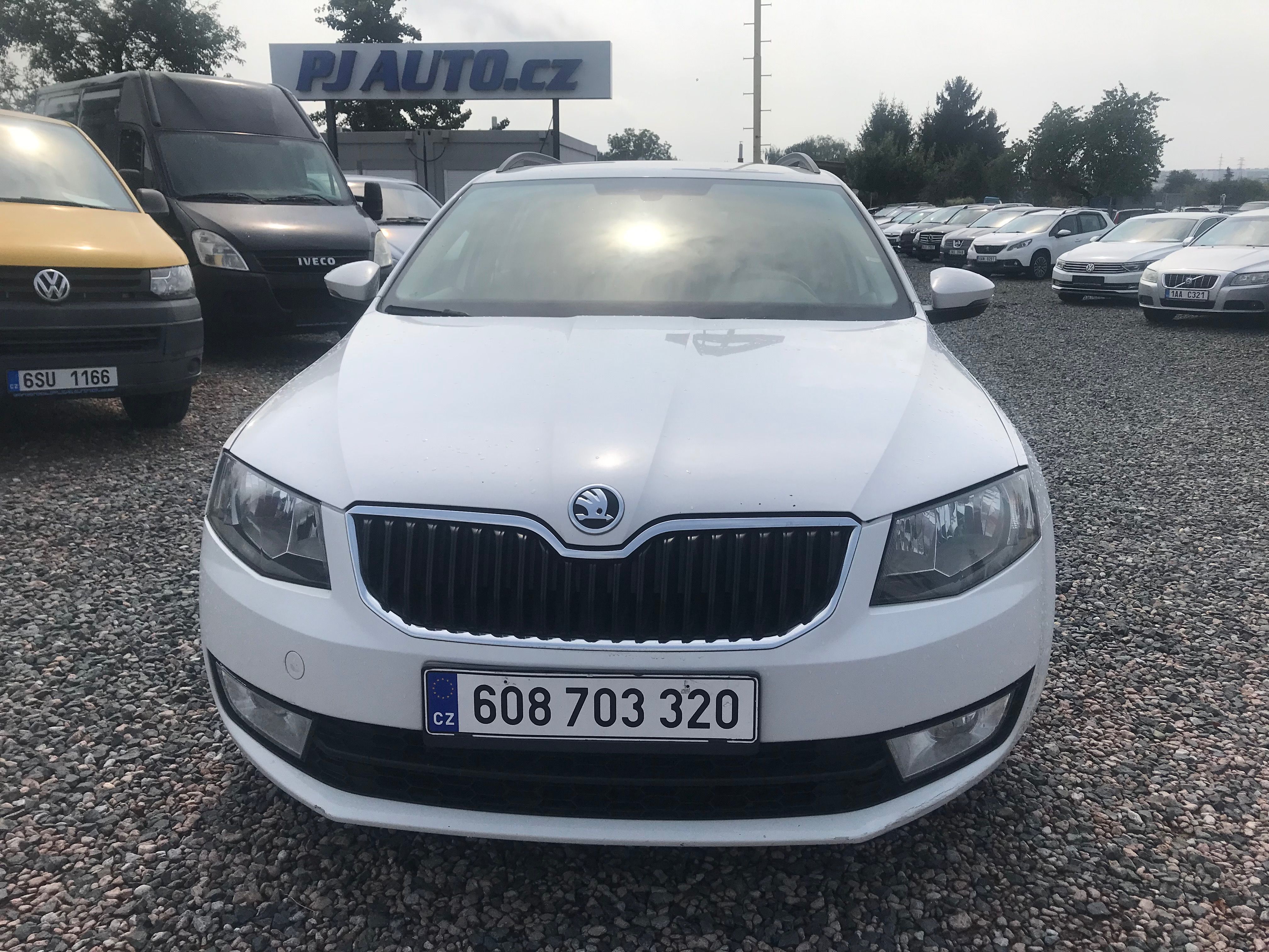 Škoda Octavia, 1.6 TDI 77 KW ,PO ROZVODECH - fotka 2