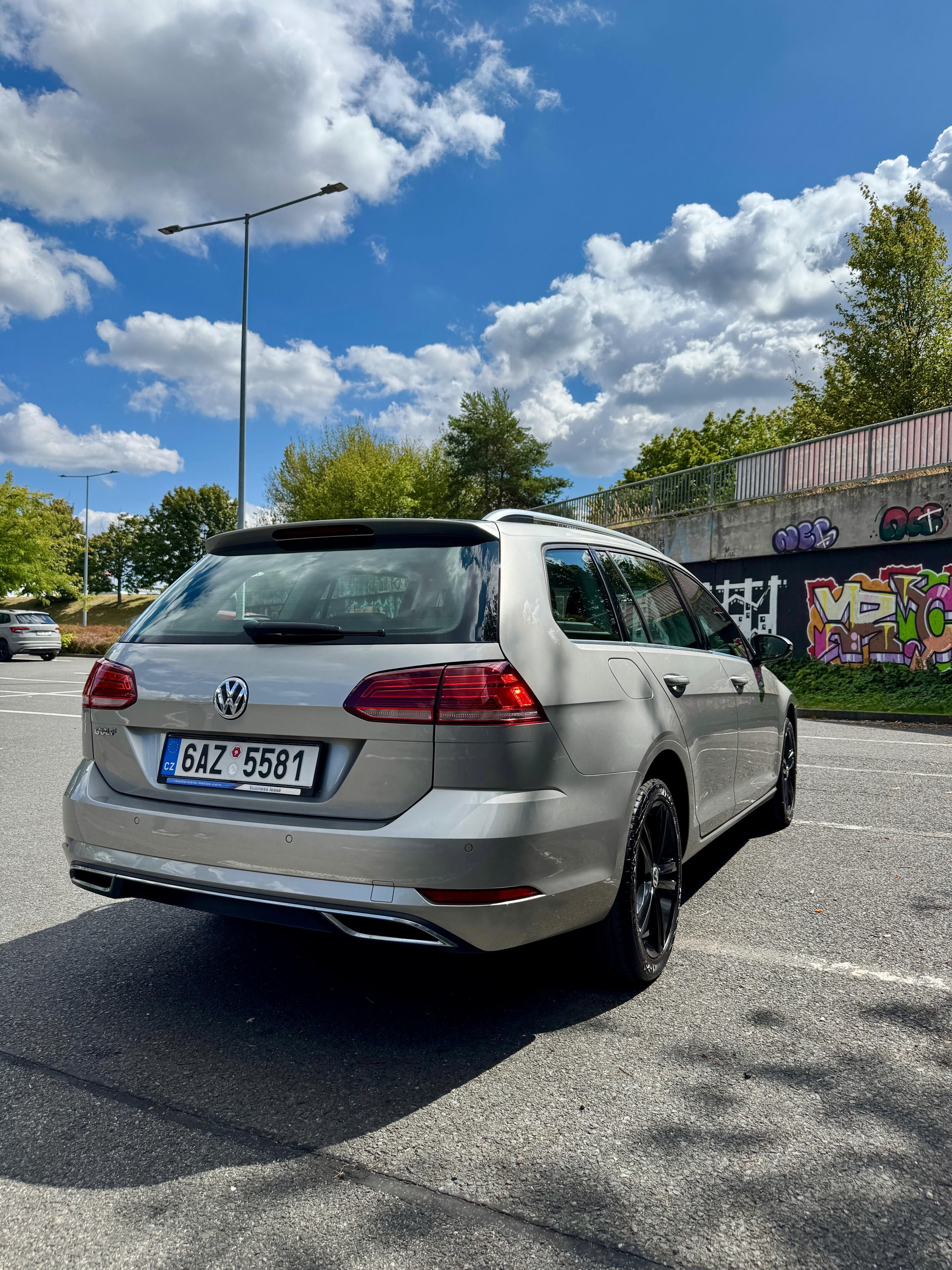 Volkswagen Golf - fotka 5