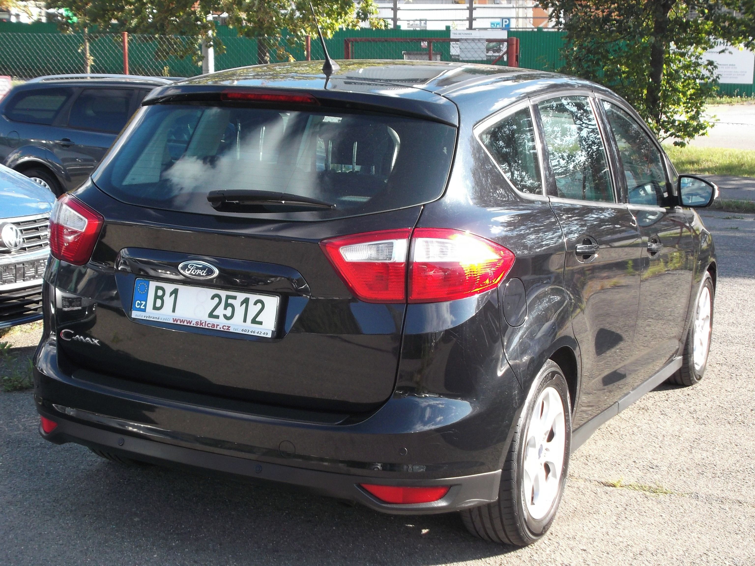 Ford C-MAX, 1,6 16V PDC,temp,autklima,92kW - fotka 5