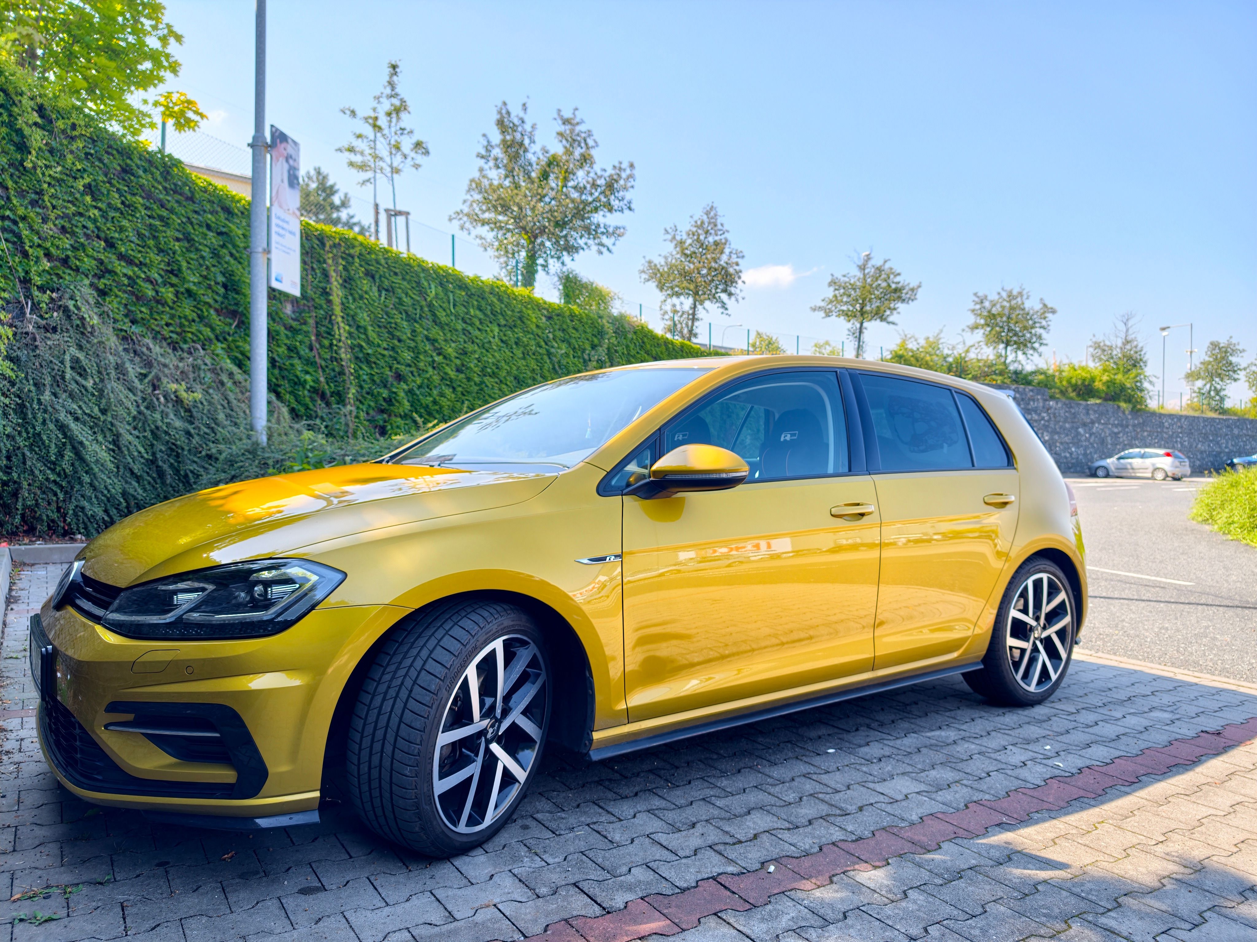 Volkswagen Golf, 7.5 R-Line 1.4 TSI 110kw, DCG7 - fotka 3