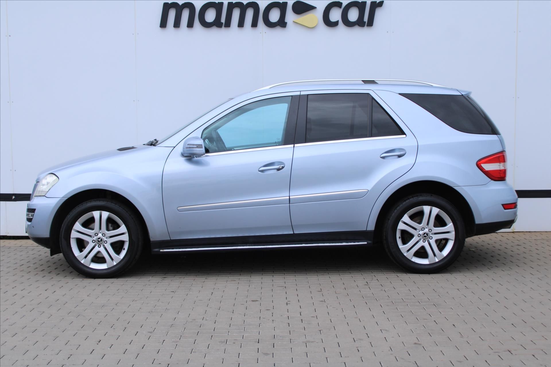 Mercedes-Benz Třídy M, ML 350 CDI 170kW 4MATIC ČR - fotka 4