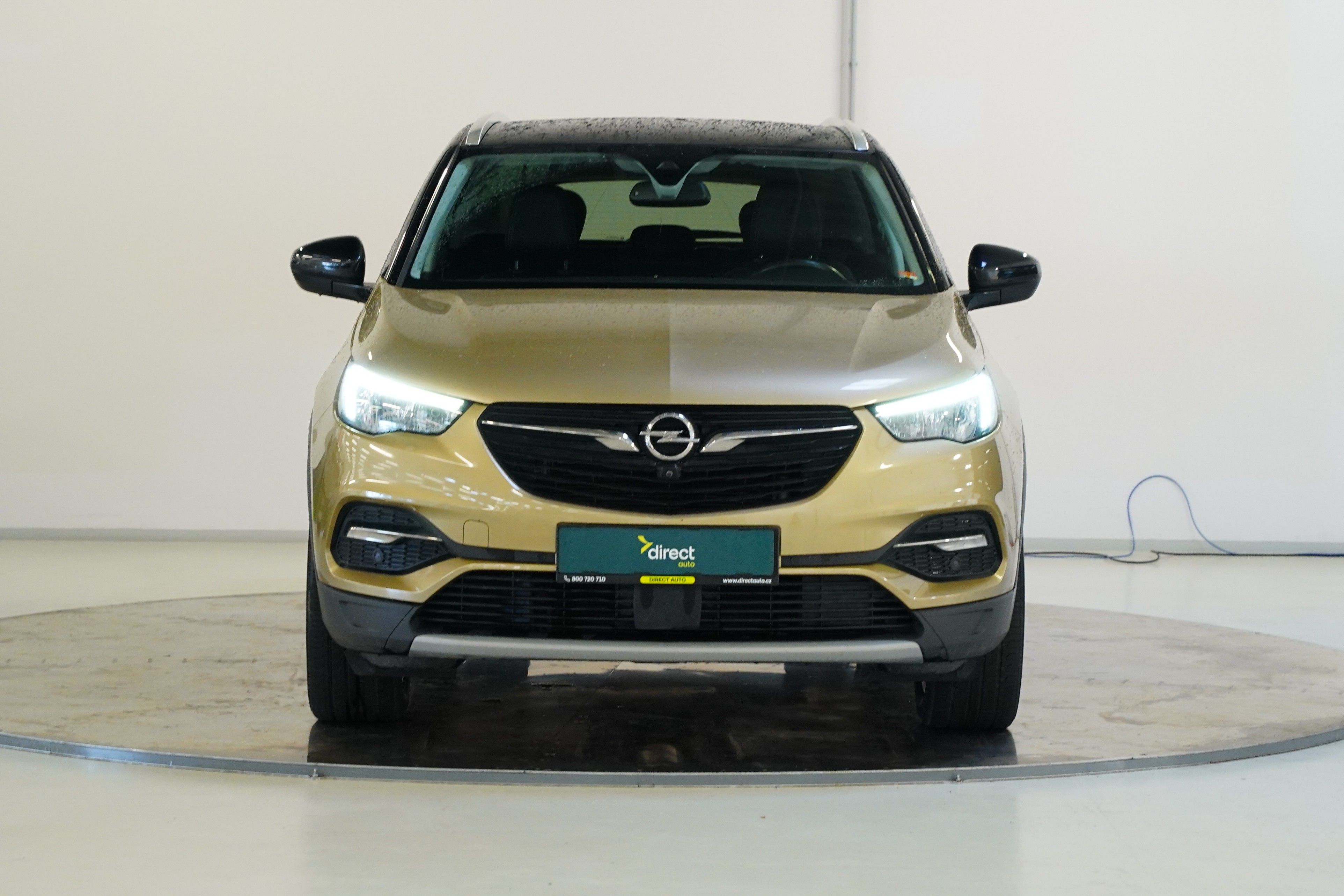 Opel Grandland X, 1.2 Turbo 96 kW Dynamic - fotka 4
