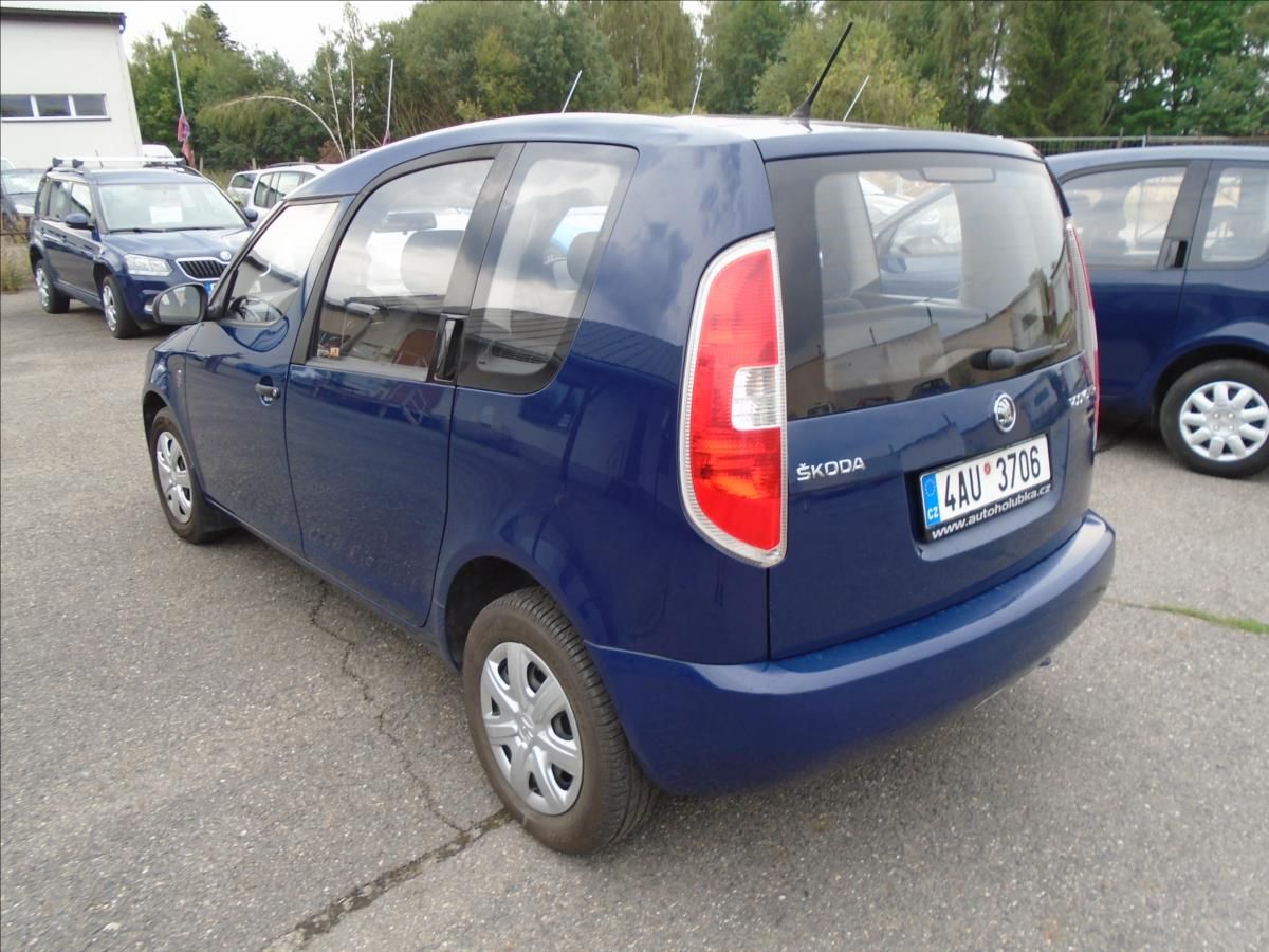 Škoda Roomster, 1,4   1.4 - fotka 2