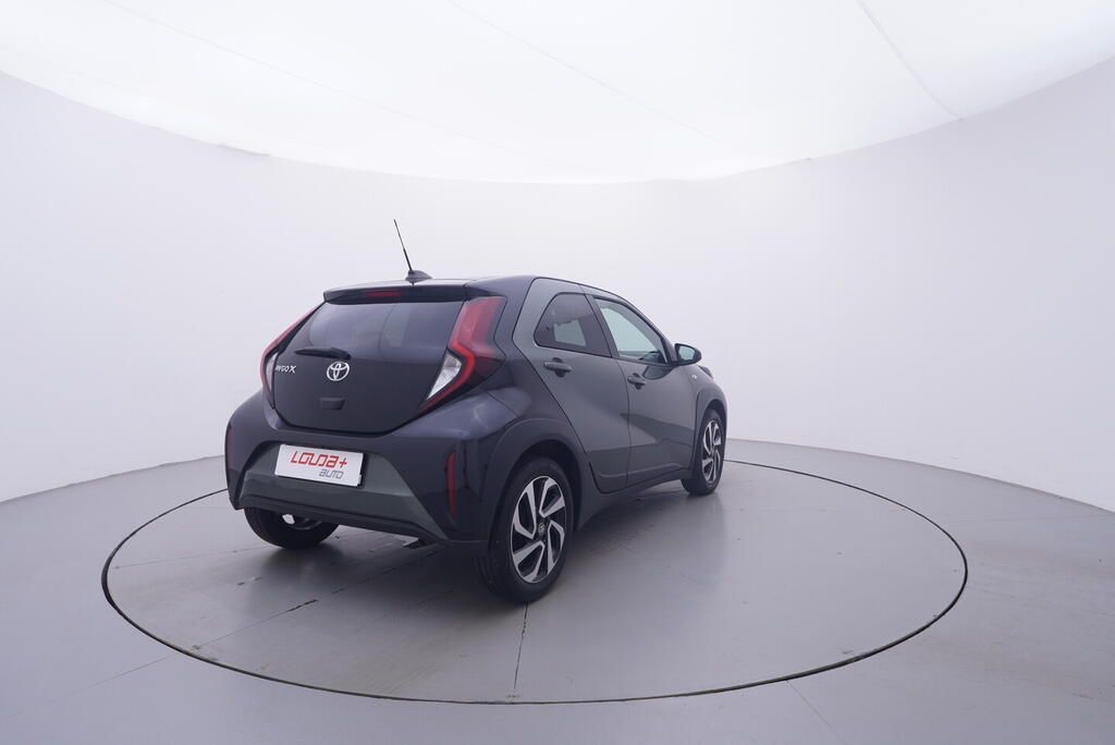 Toyota Aygo, X Style 1.0 i 53 kW - fotka 5
