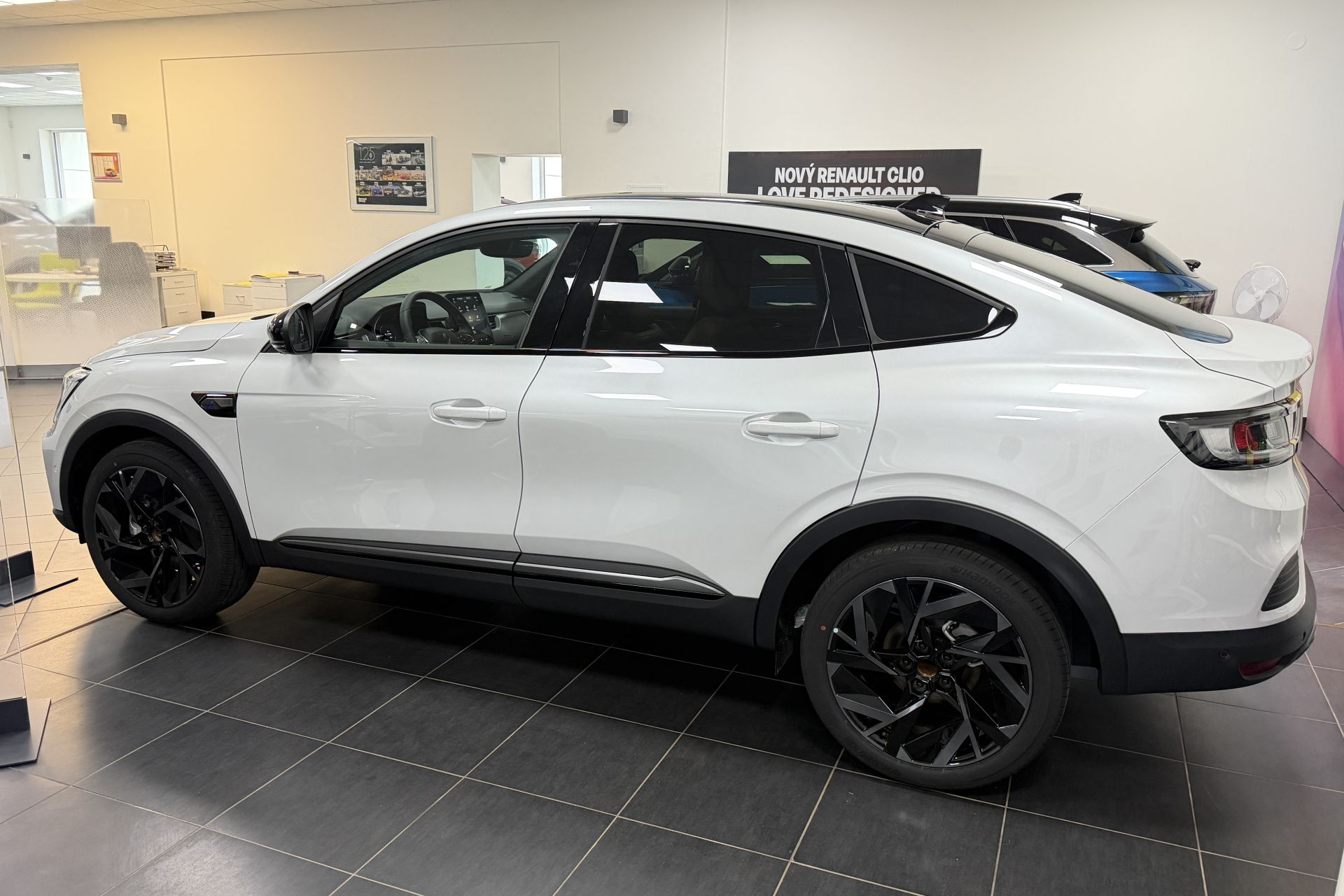 Renault Arkana, Esprit Alpine full hybrid 145k - fotka 4