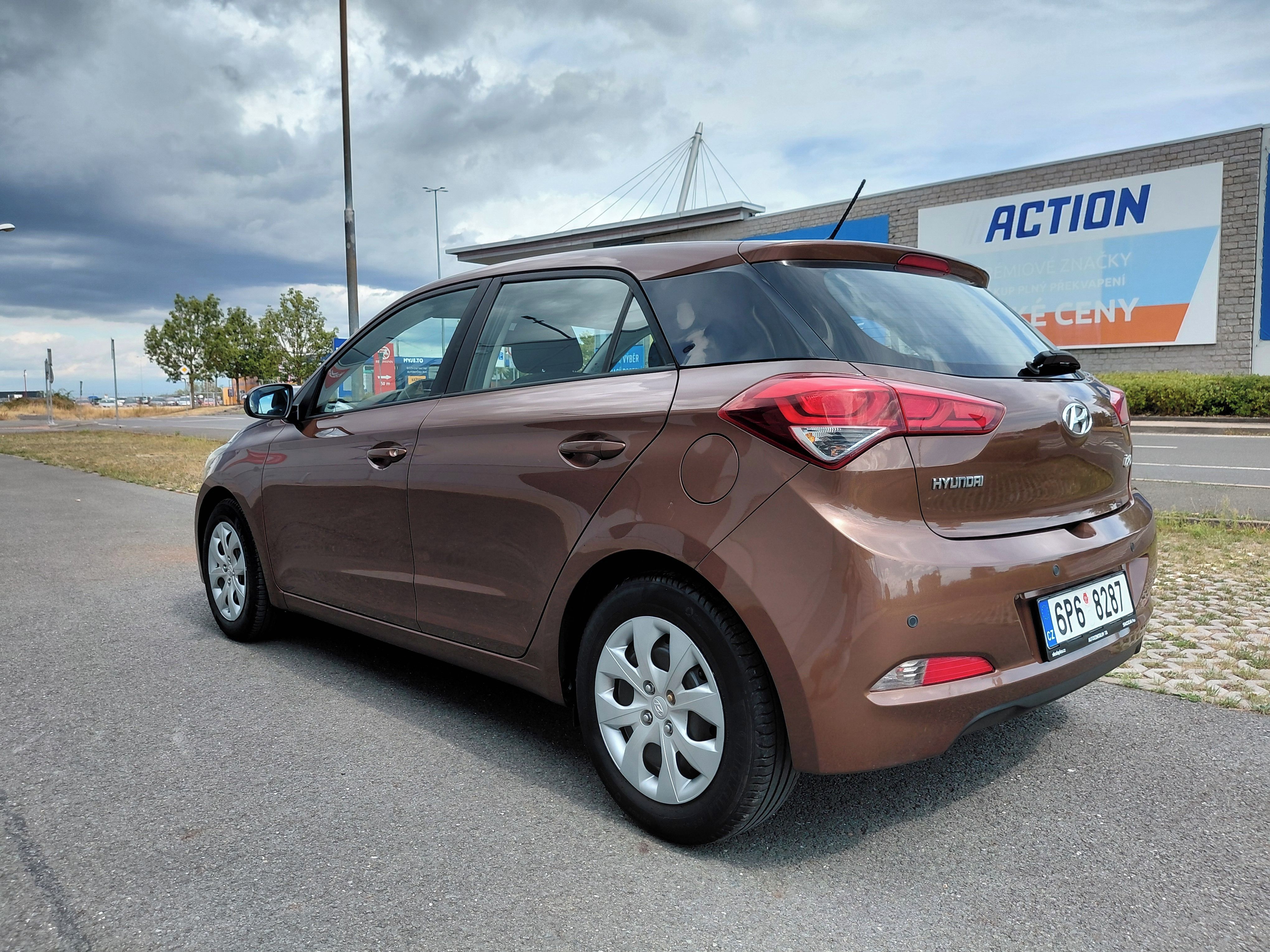Hyundai i20, 1.2i FAMILY, ZACHOVALÁ+KOLA - fotka 5