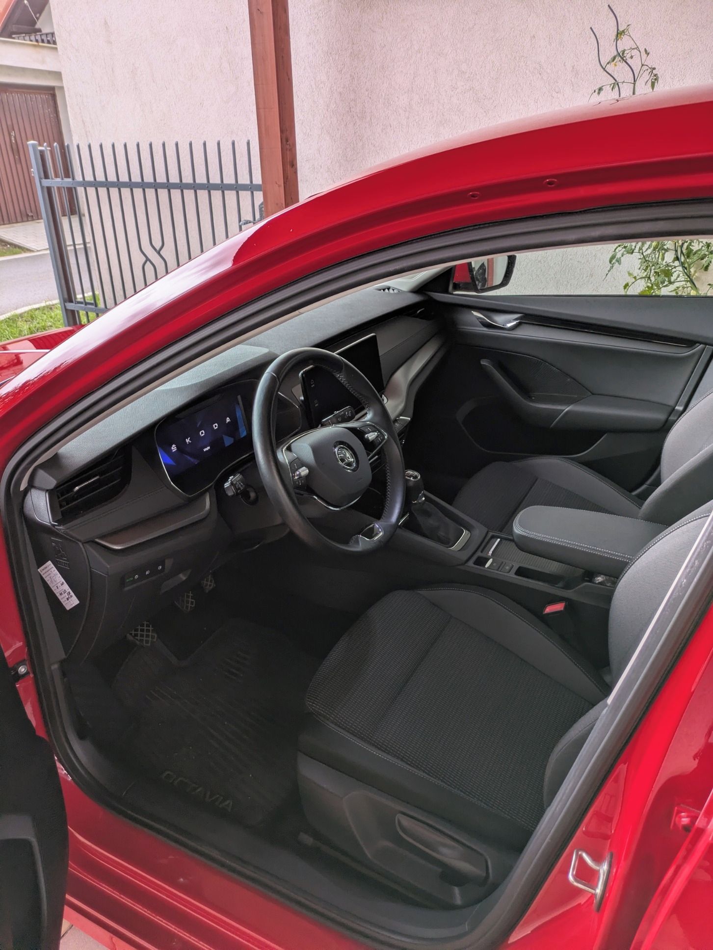 Škoda Octavia, Škoda Octavia IV 2.0 TDI 85 kW - fotka 6