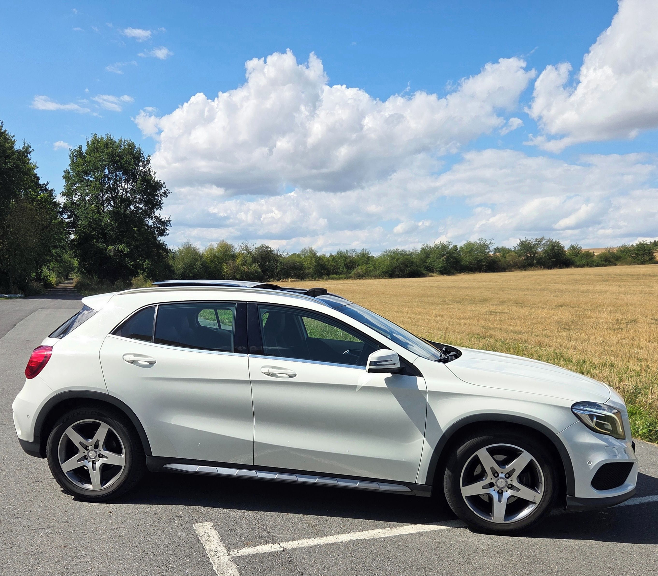Mercedes-Benz GLA, 2.2 CDi 4MATIC - fotka 4