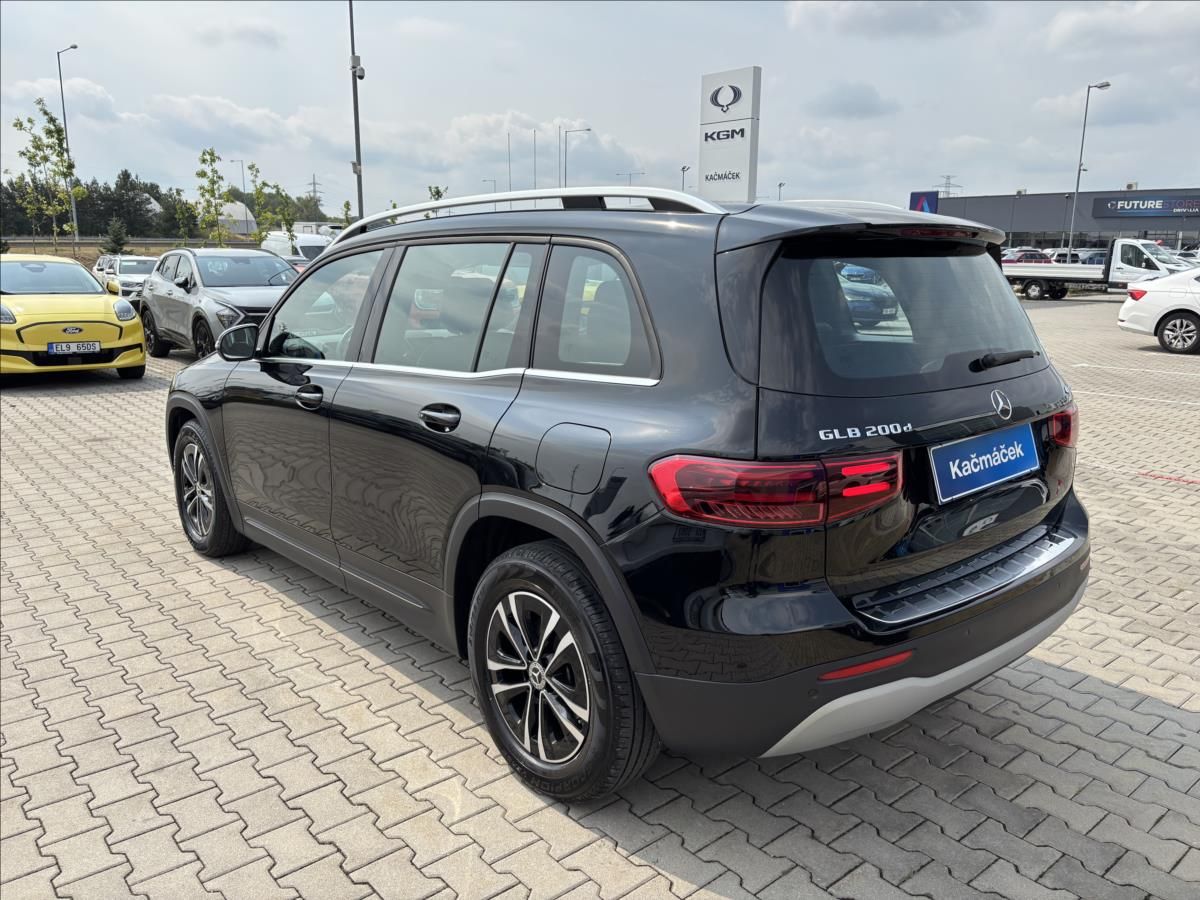 Mercedes-Benz GLB, 2,0 200d 110kW 4Matic DCT - fotka 3