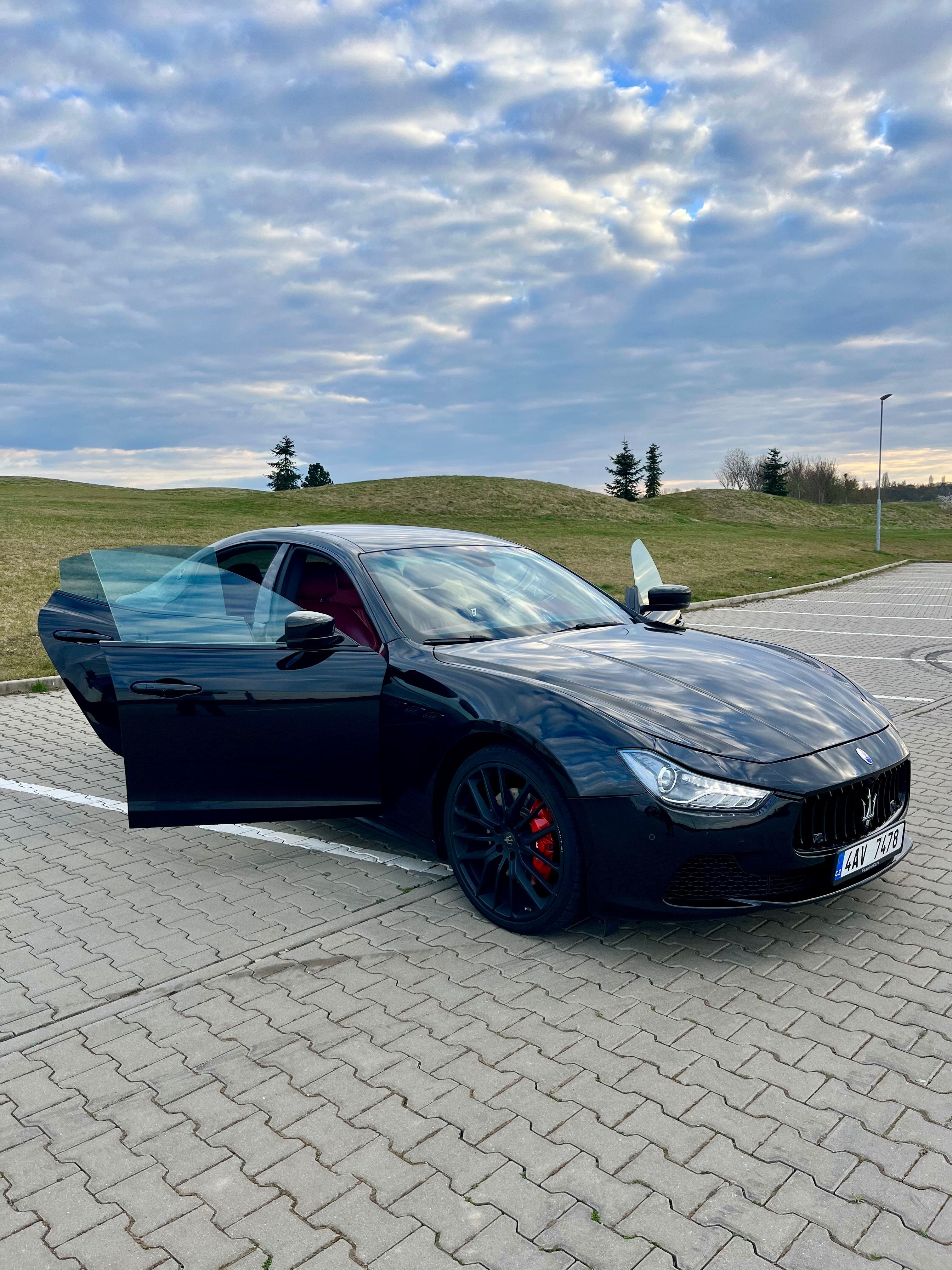 Maserati Ghibli, 3.0 benzín Top stav - fotka 6