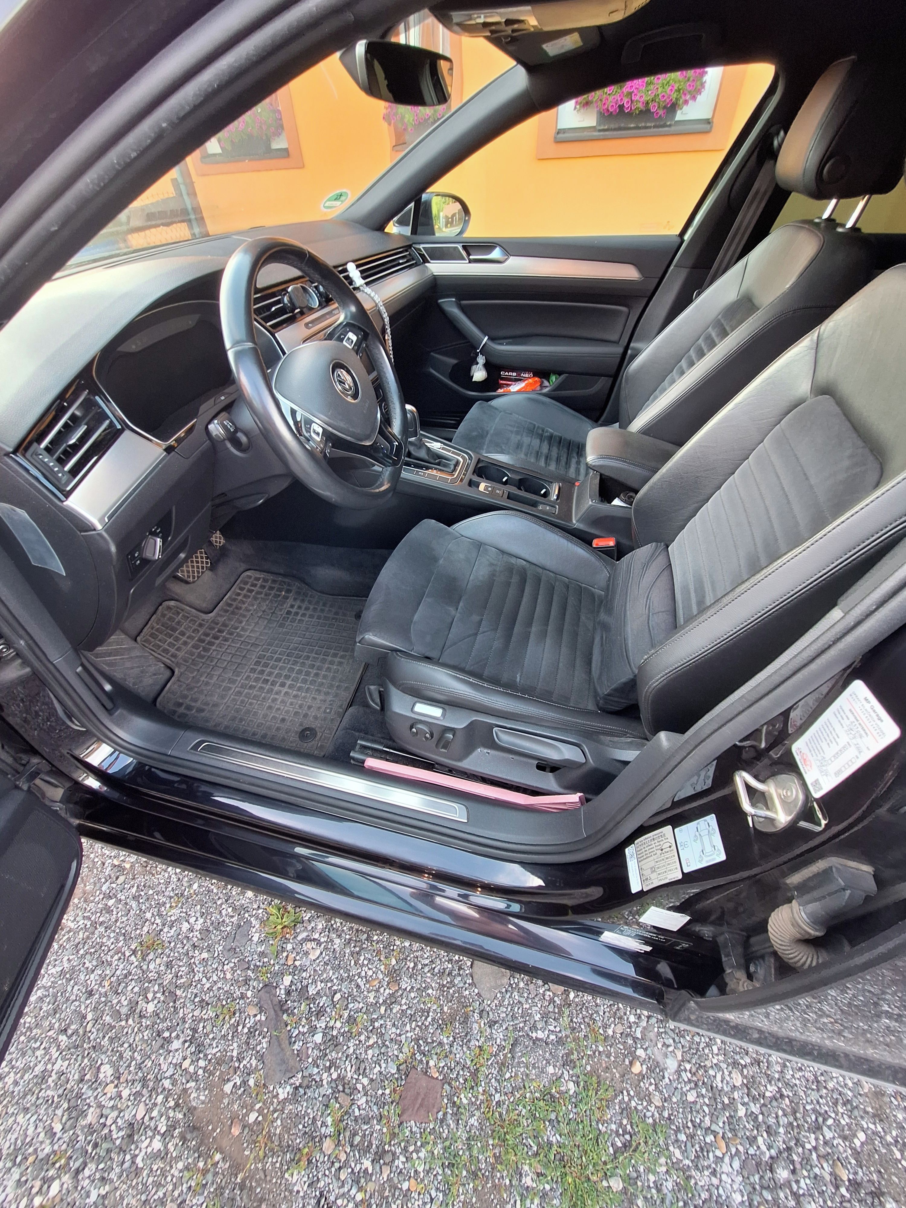 Volkswagen Passat, Passat 2.0 TDi 110kW DSG - fotka 5