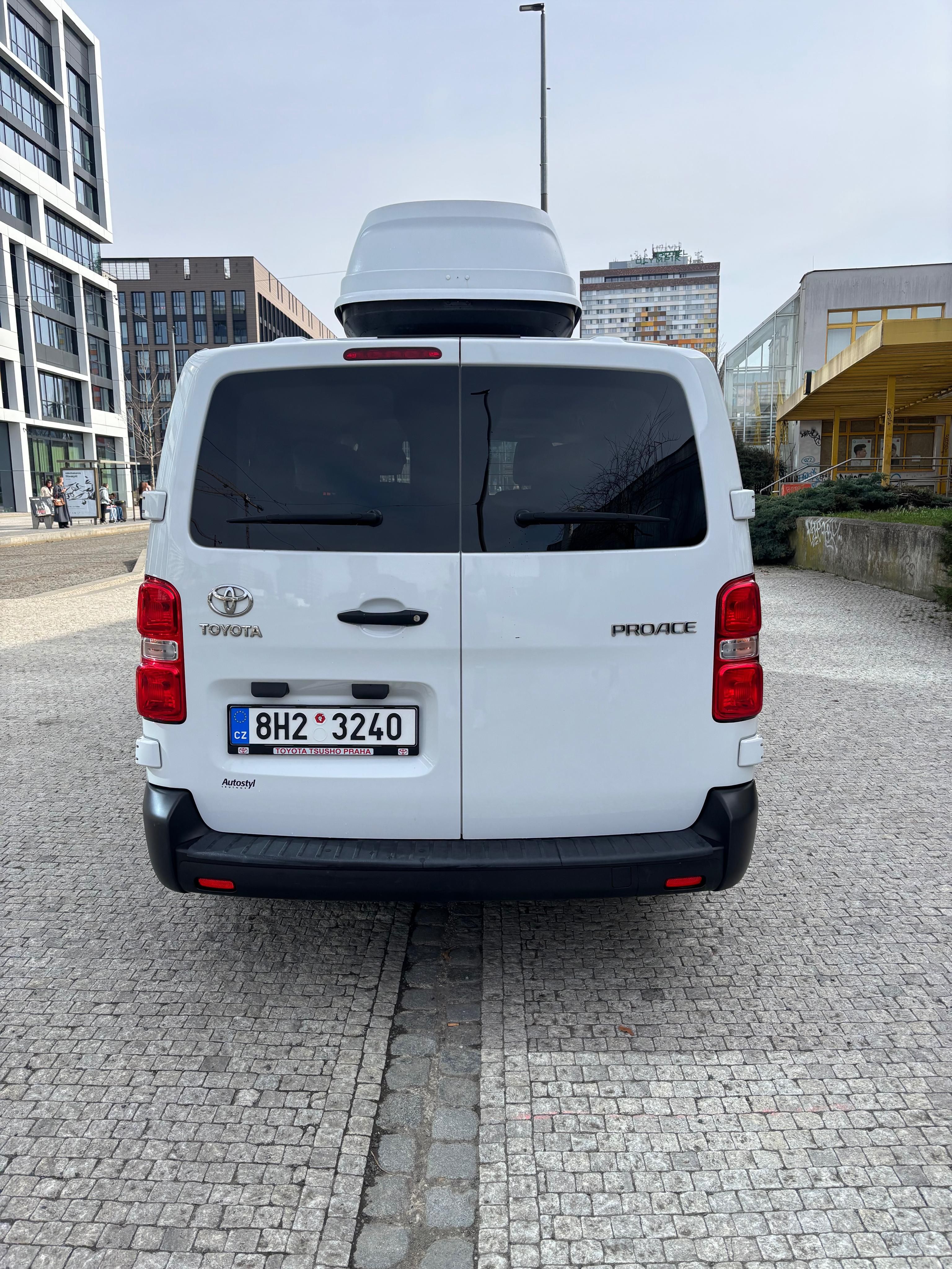 Toyota Proace, 2.0D 144k, 6MT, L2, v záruce - fotka 4