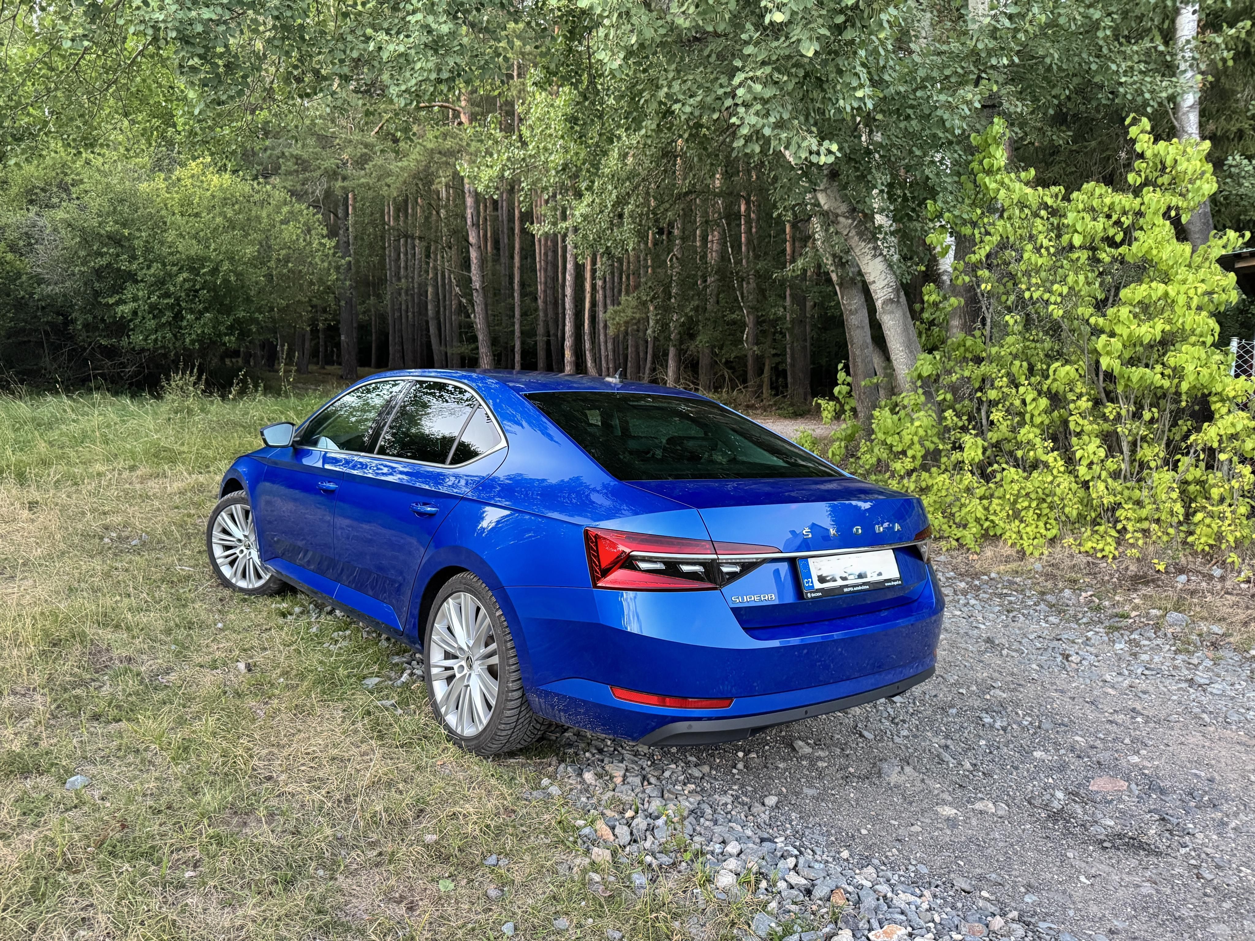 Škoda Superb, 2,0TSI 140 kW, Style Plus - fotka 2