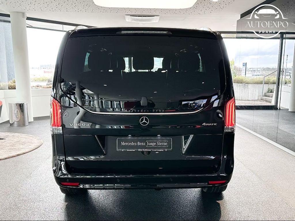 Mercedes-Benz Třídy V, 300d* 4Matic* AMG* - fotka 5