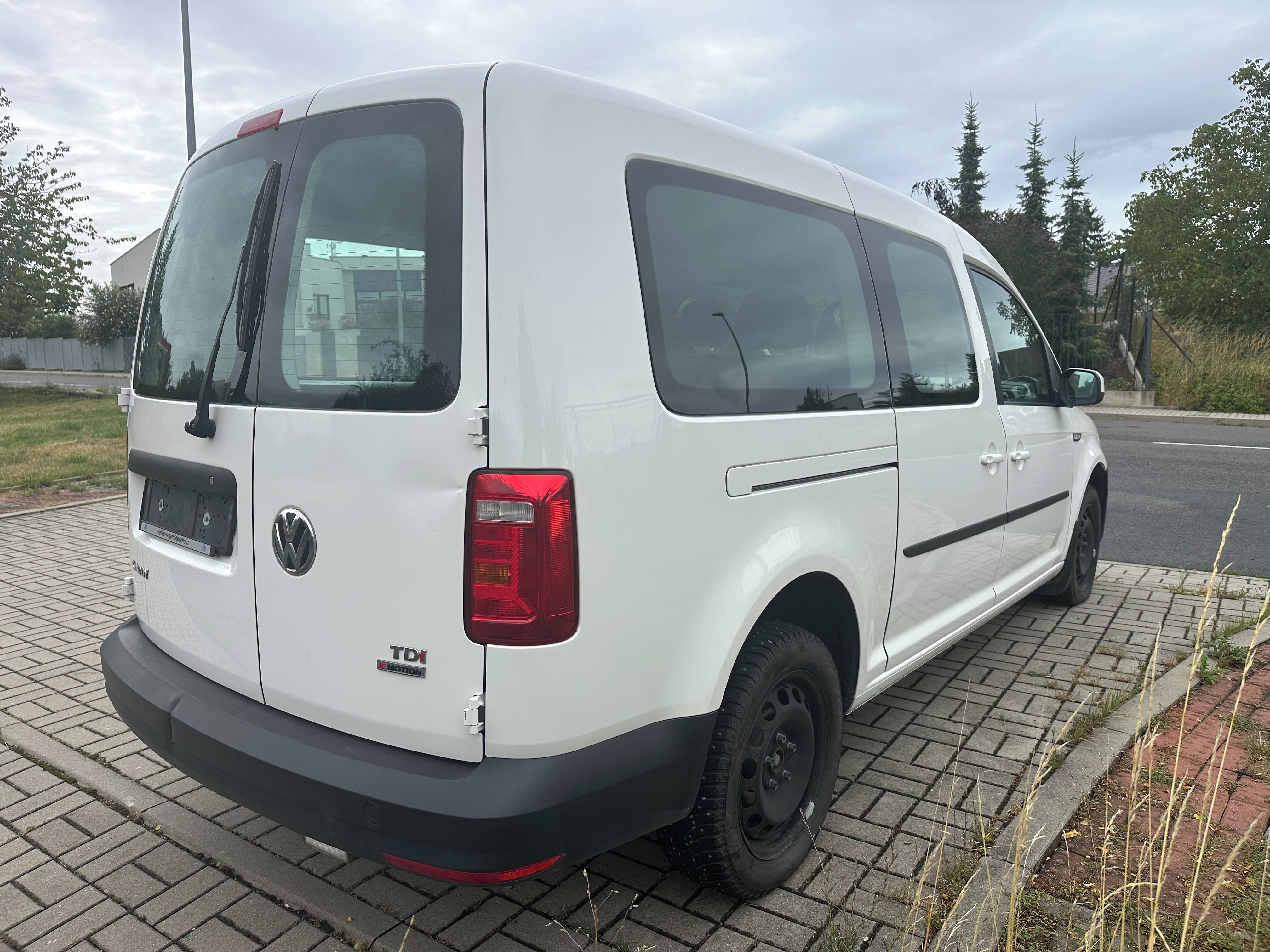 Škoda Karoq, 1,5 Tsi 110 kW Business kamera - fotka 4