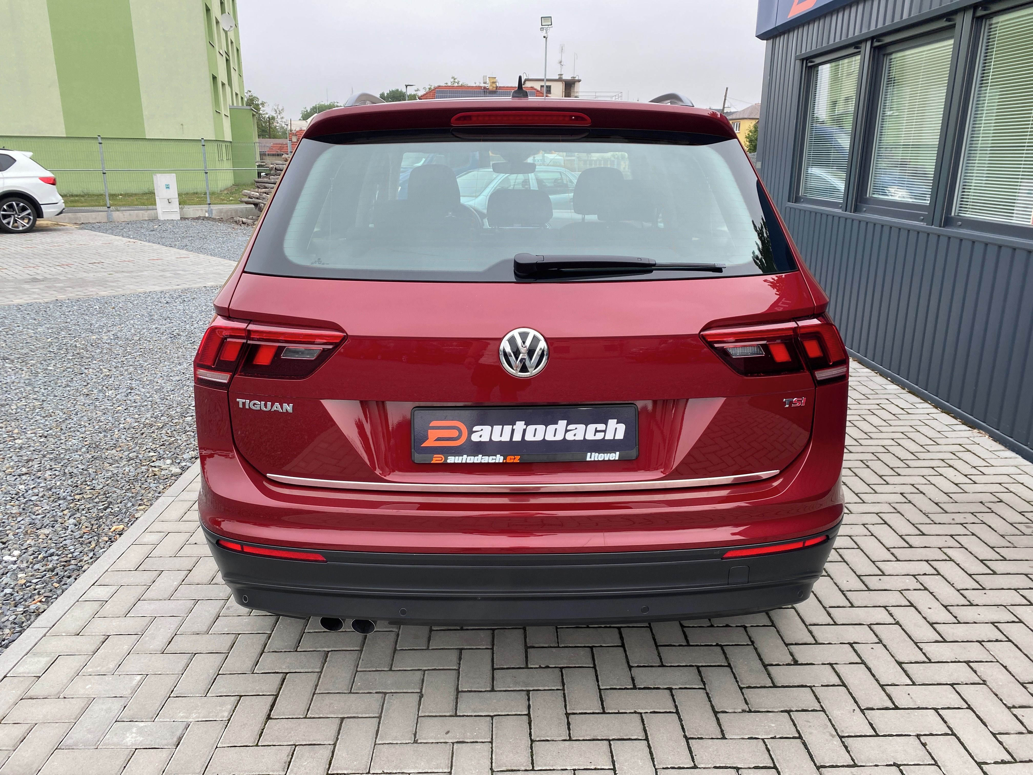 Volkswagen Tiguan, 1.4 TSI 110kW - 1xMAJ. - LED - fotka 4