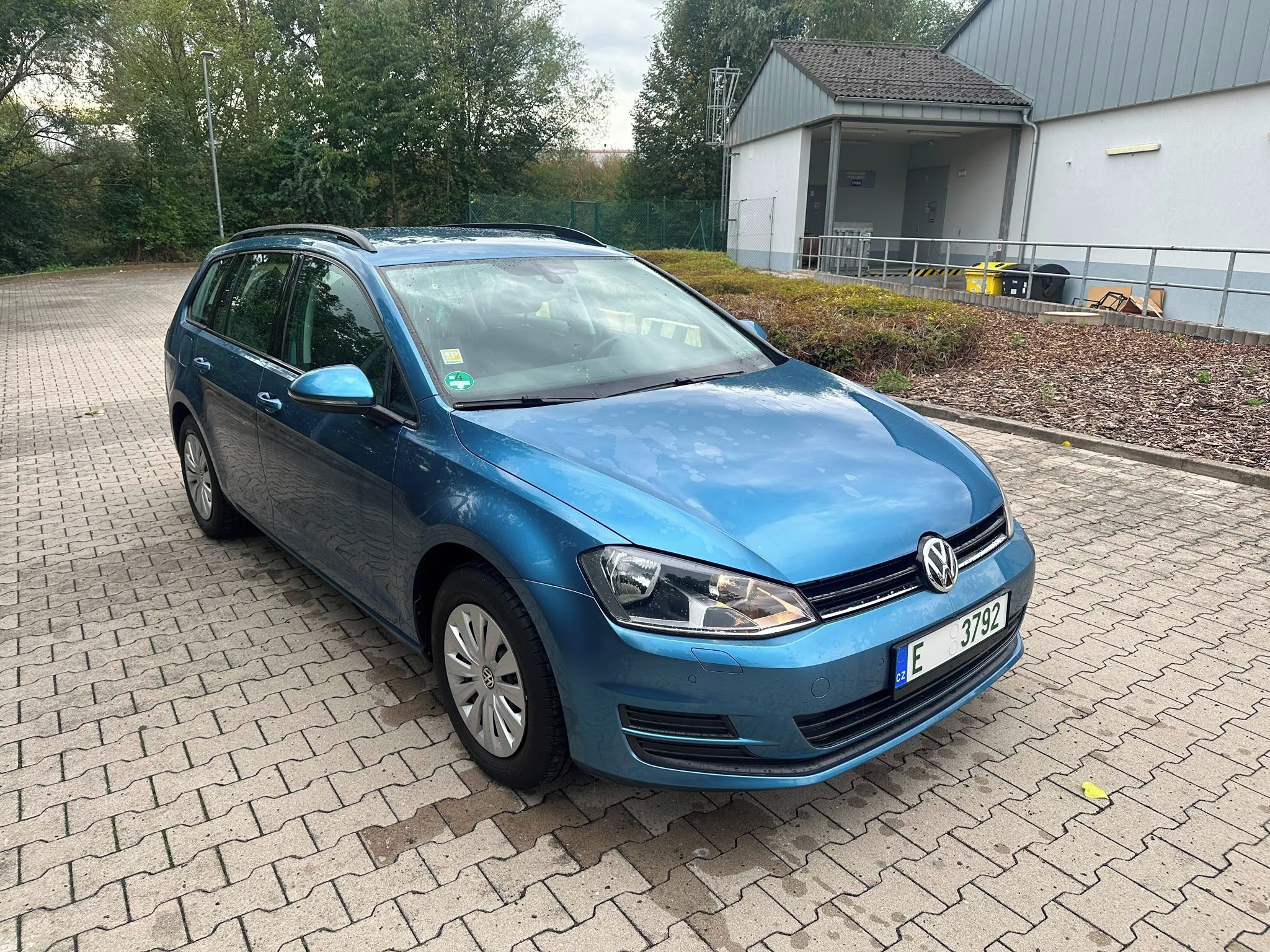 Volkswagen Golf, 1.2 TSI, 93t km, servisováno - fotka 2