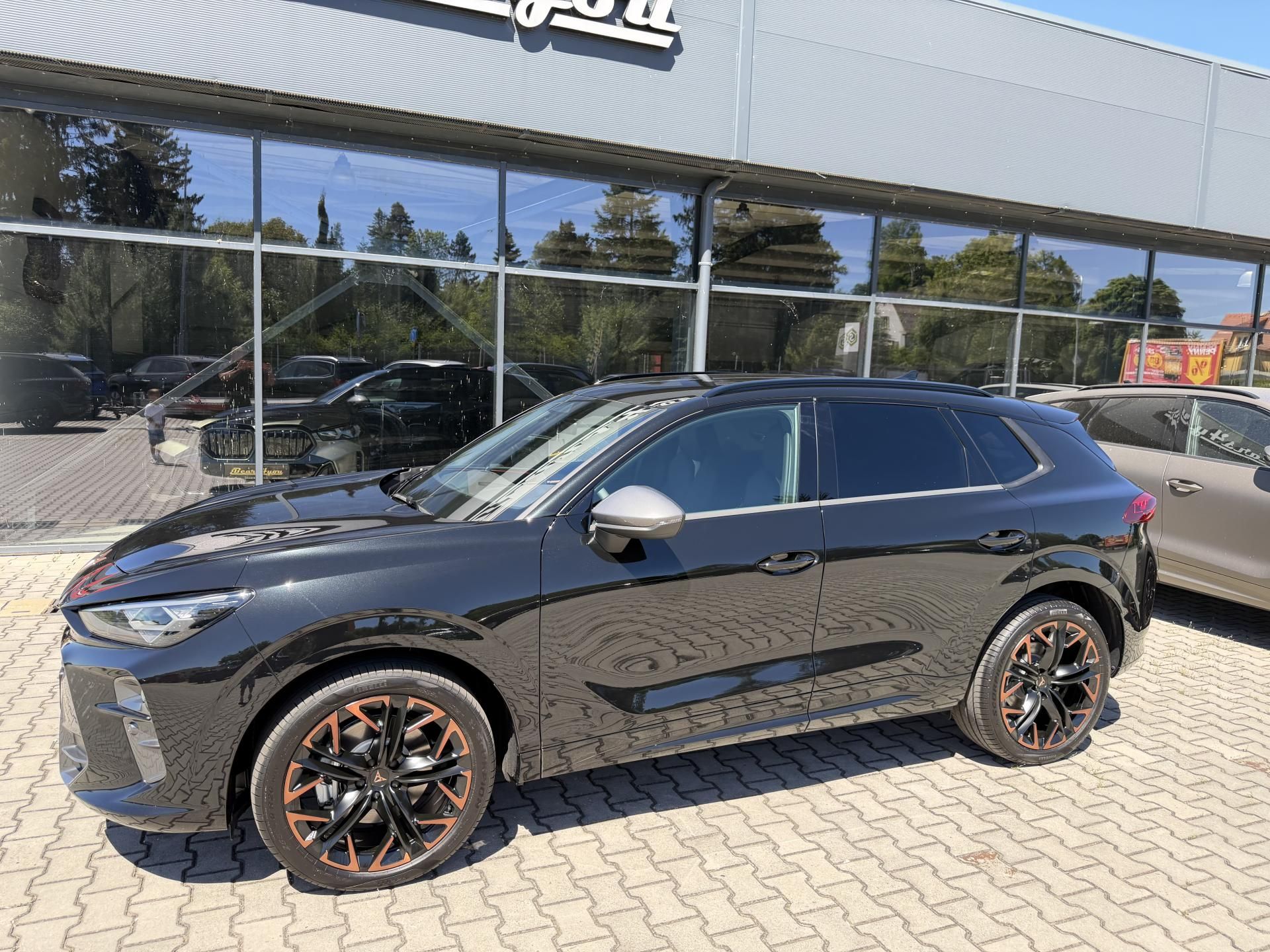 Cupra Terramar, 2.0TSI 150kW 4WD R20 NT DCC CZ - fotka 3