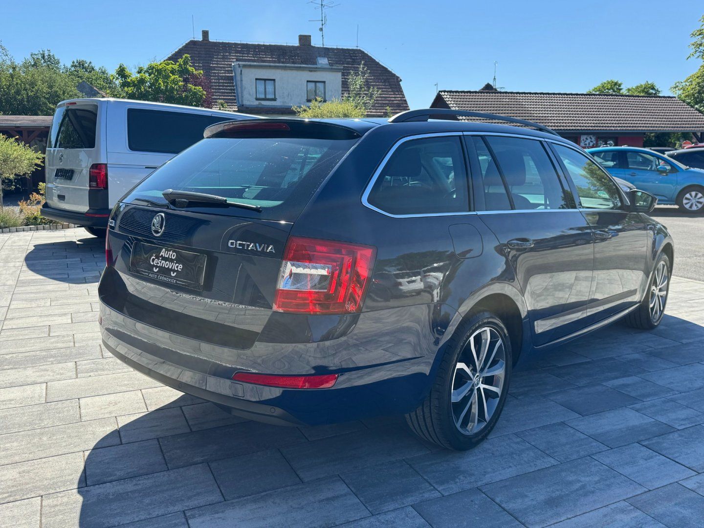 Škoda Octavia, Edition 1.6 TDI 81kW - fotka 5