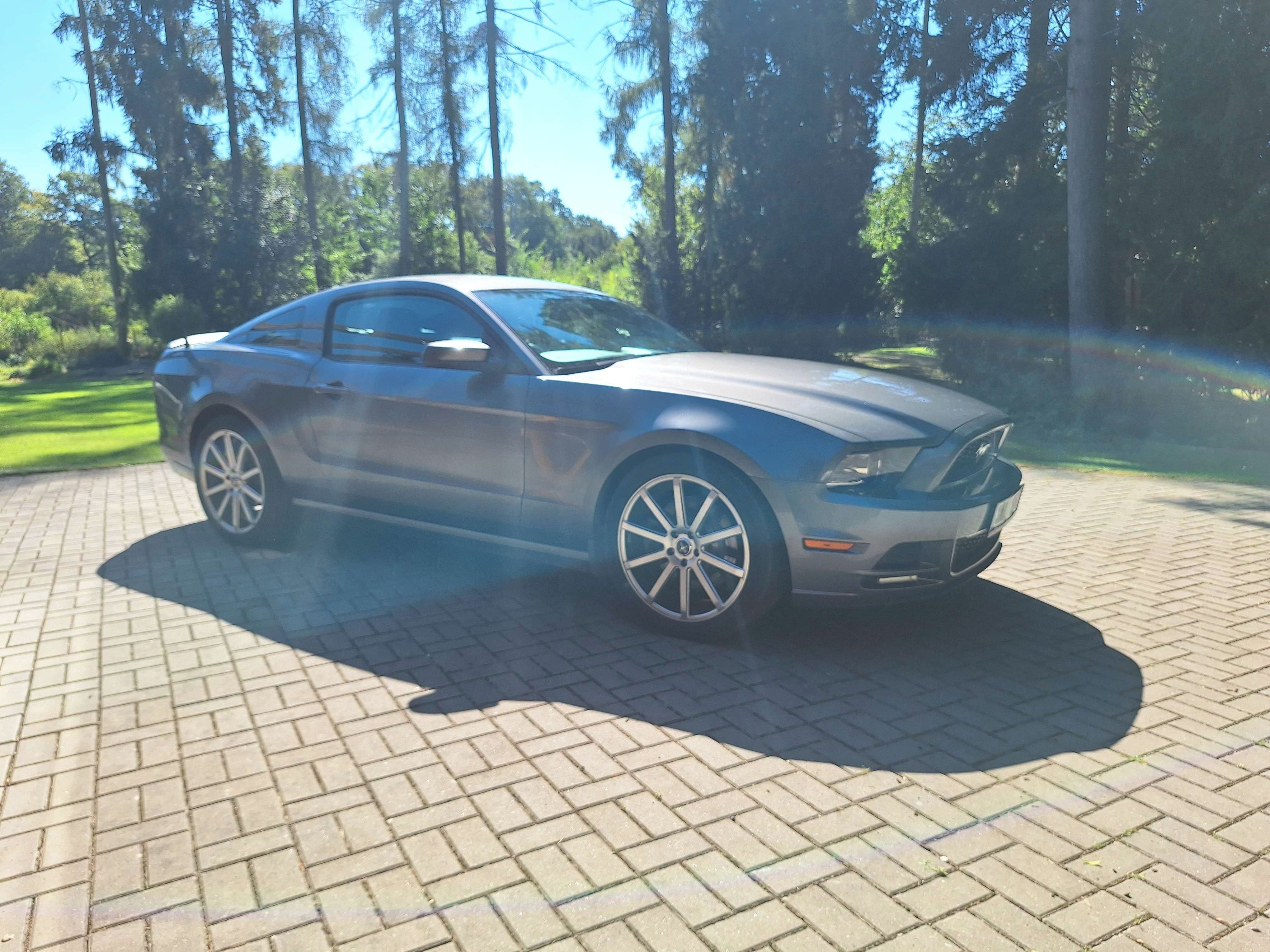 Ford Mustang, Ford Mustang 3.7 V6 Premium - fotka 2