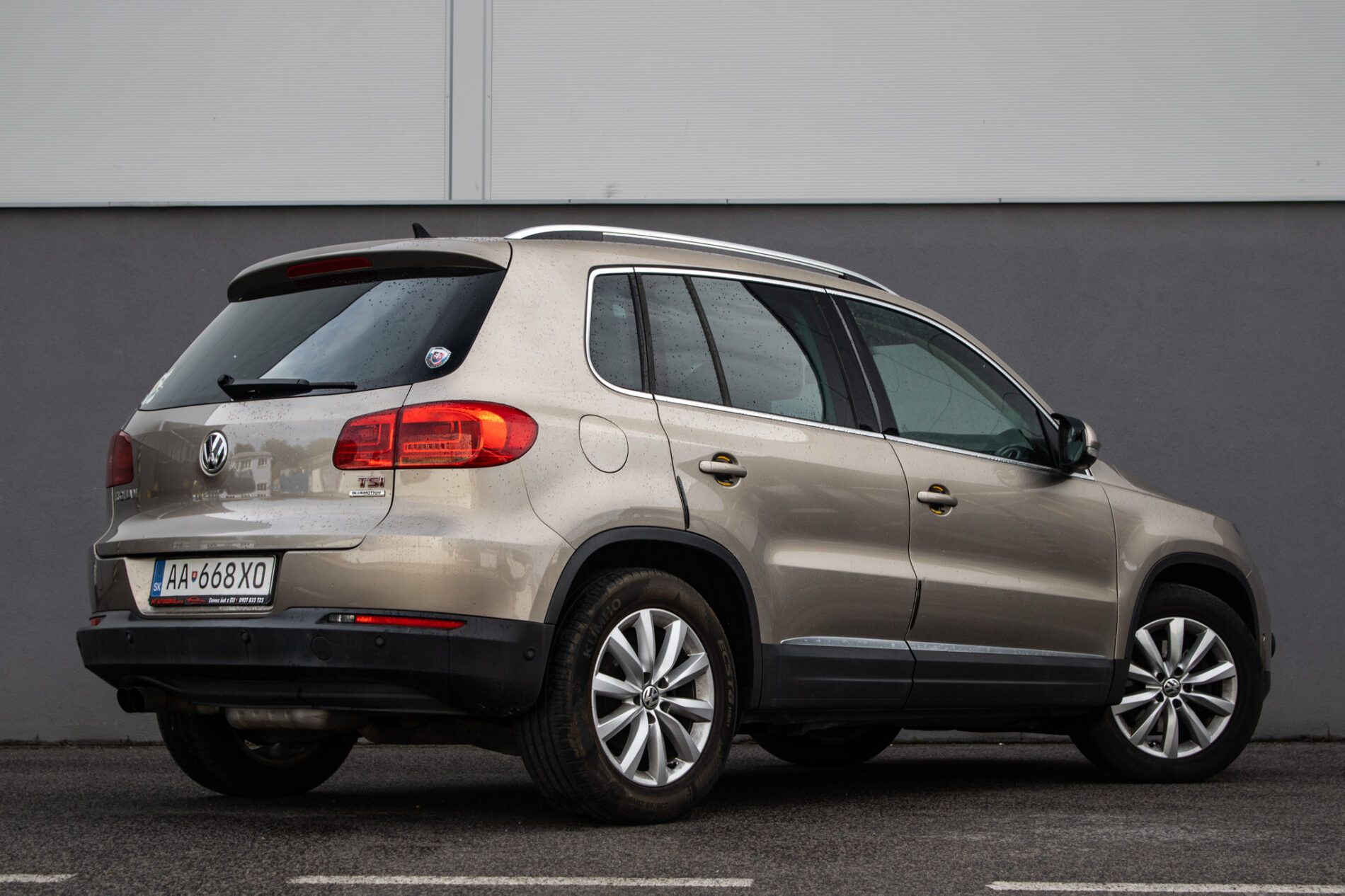 Volkswagen Tiguan - fotka 5