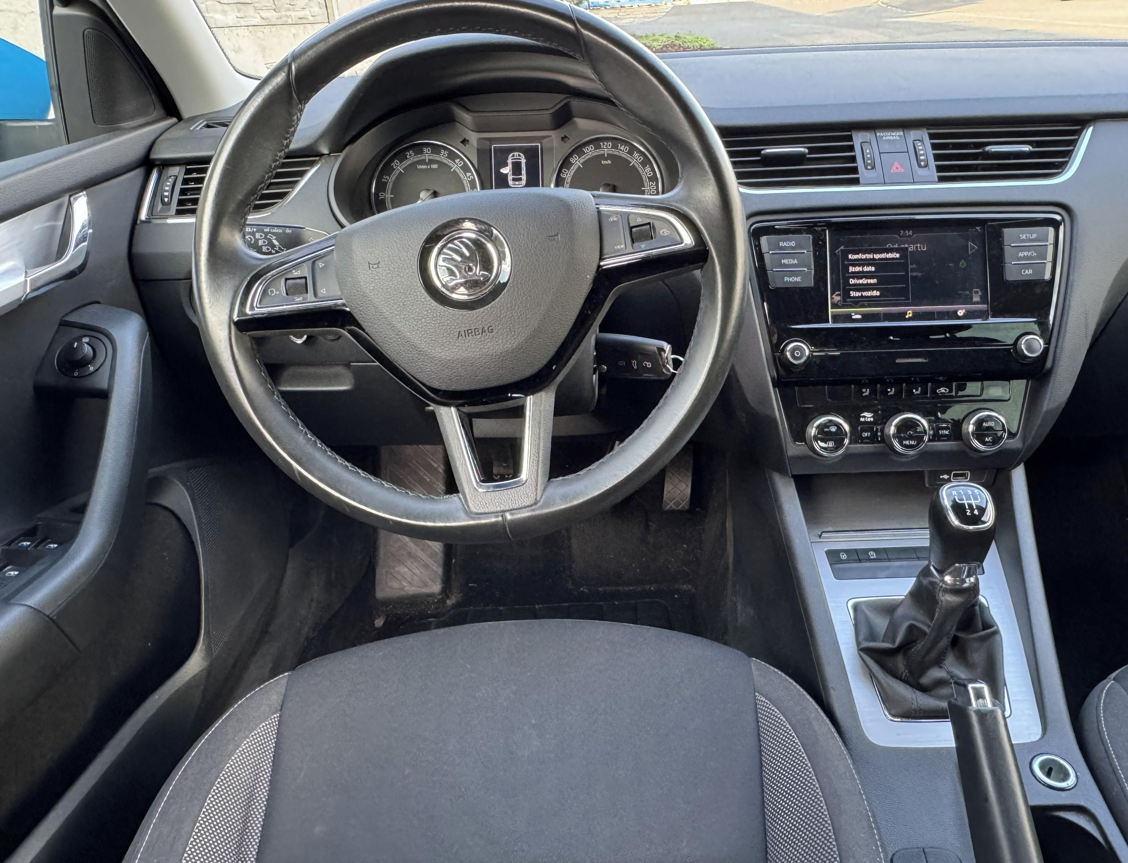 Škoda Octavia, 1.6 TDI, ČR, ROZVODY, 5359 - fotka 4