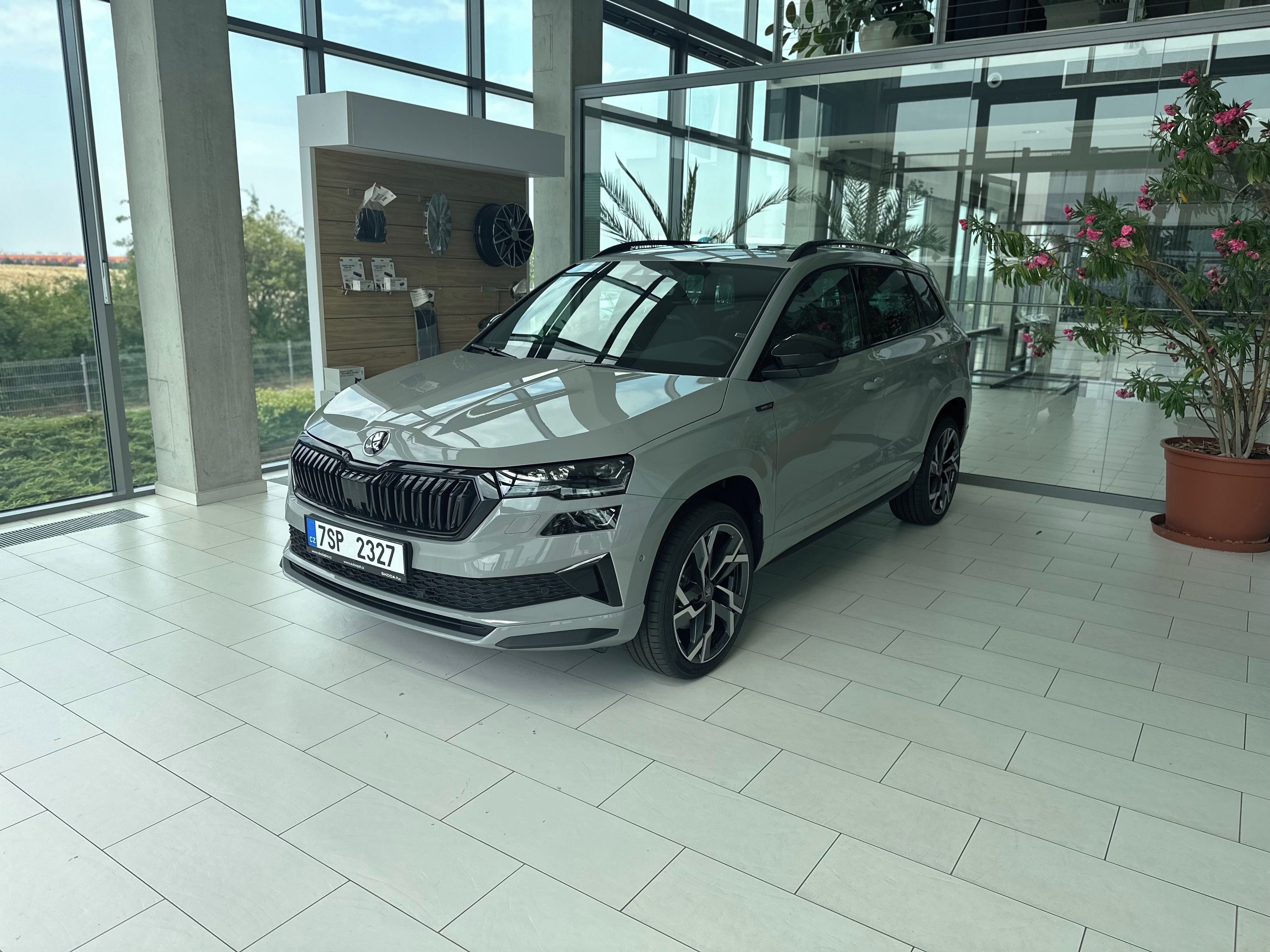 Škoda Karoq, Sportline 1,5 TSI 110kW - fotka 3