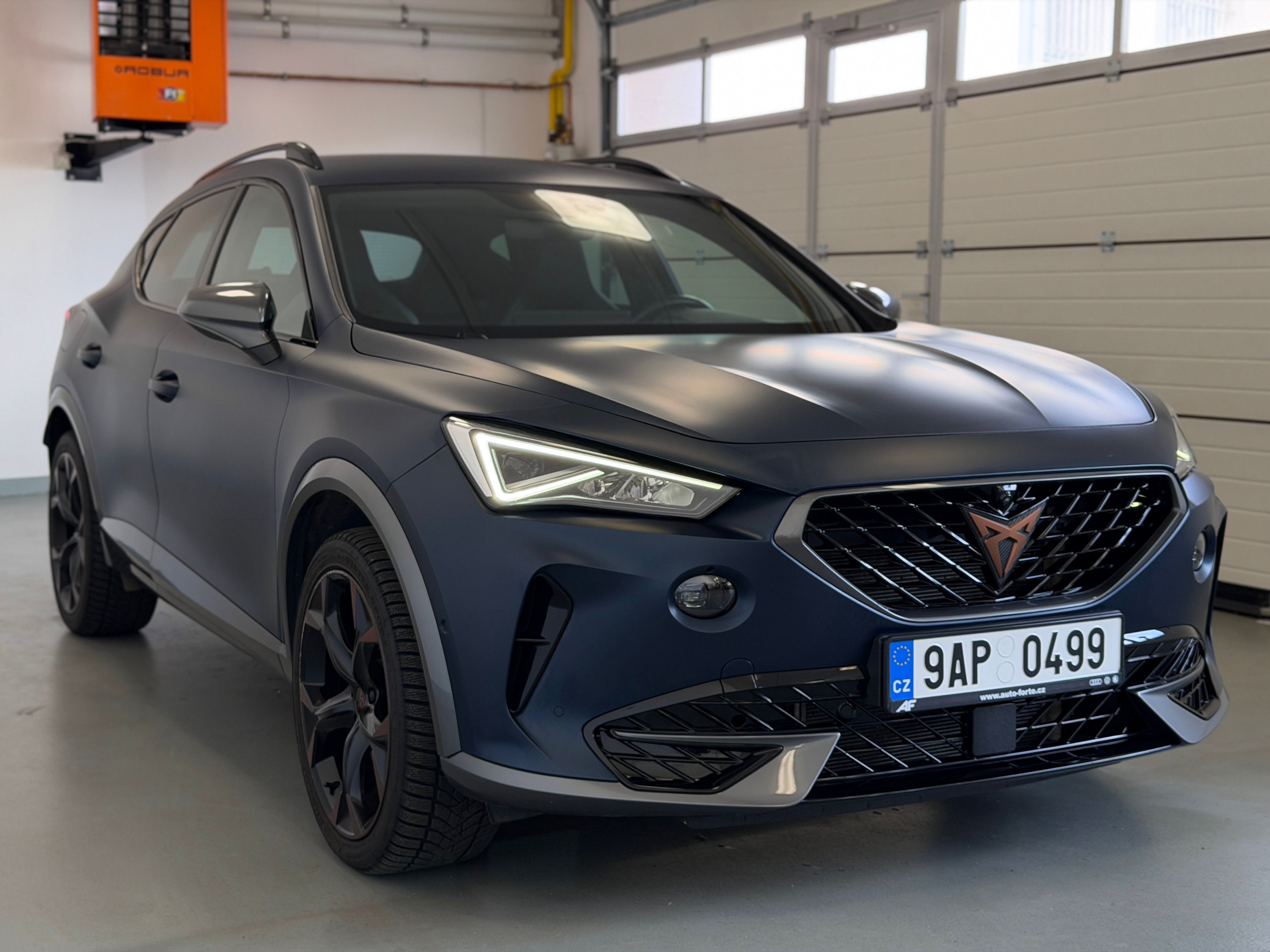 Cupra Formentor, VZ 2,0TSI 180KW DSG - fotka 5