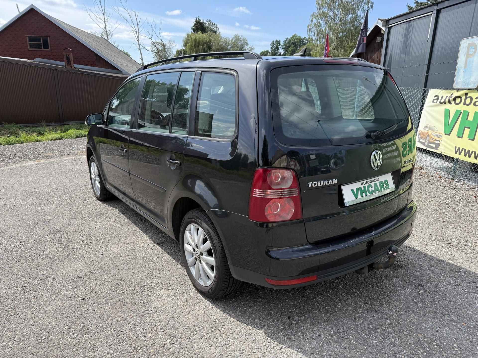 Volkswagen Touran, 2,0TDI - fotka 5
