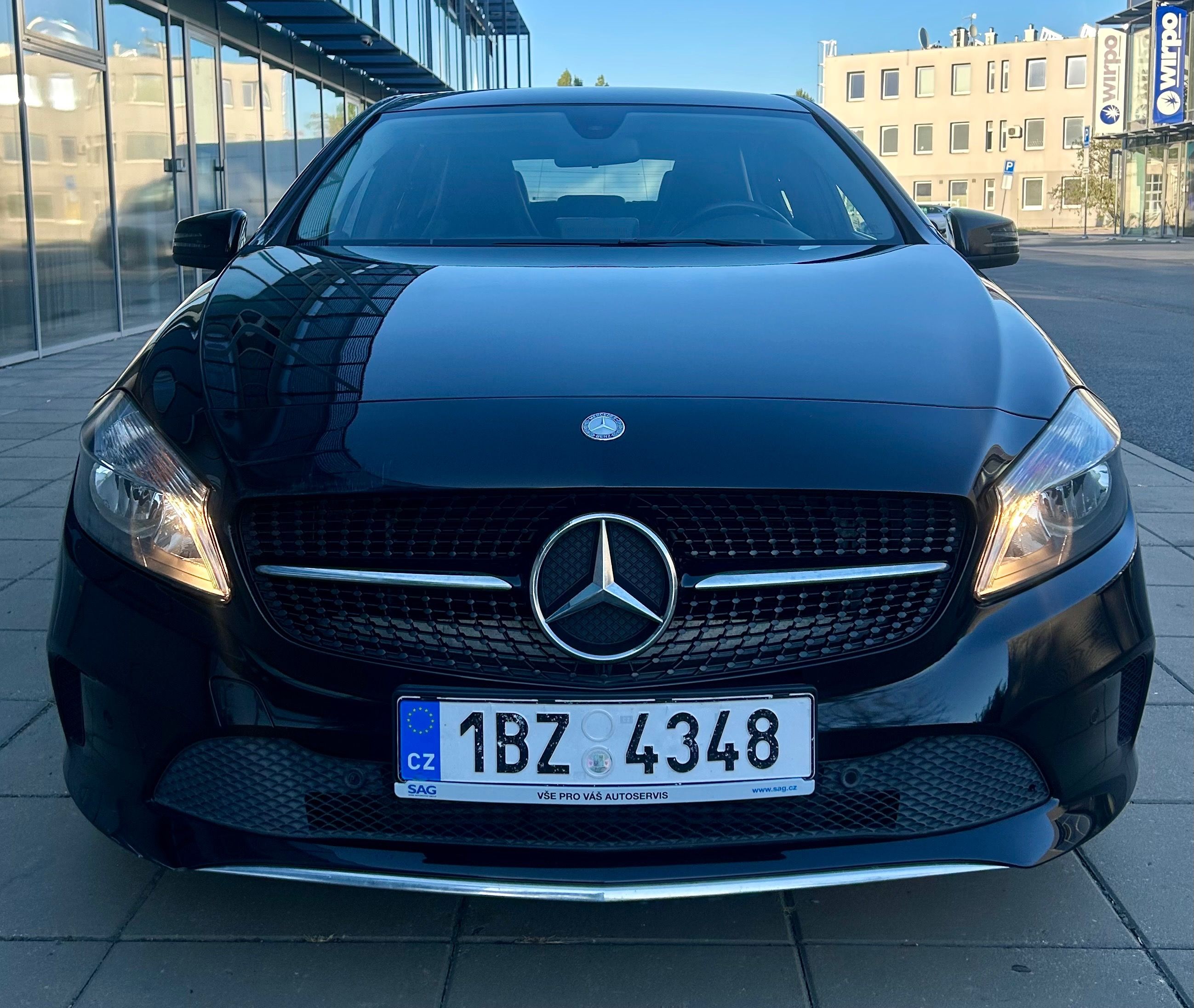 Mercedes-Benz Třídy A, 180i VYHŘEV-PDC-CZ - fotka 4