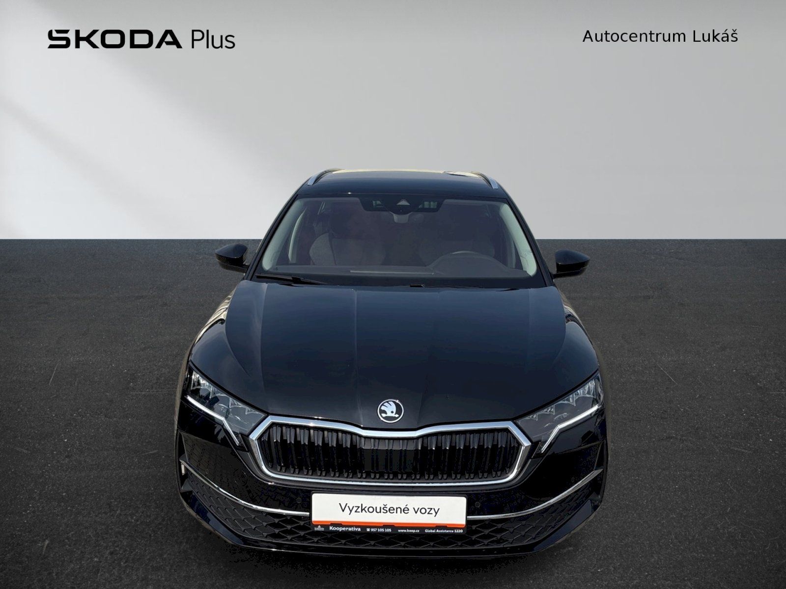 Škoda Octavia, TOP SELECTION 1.5 TSI 110 kW D - fotka 4