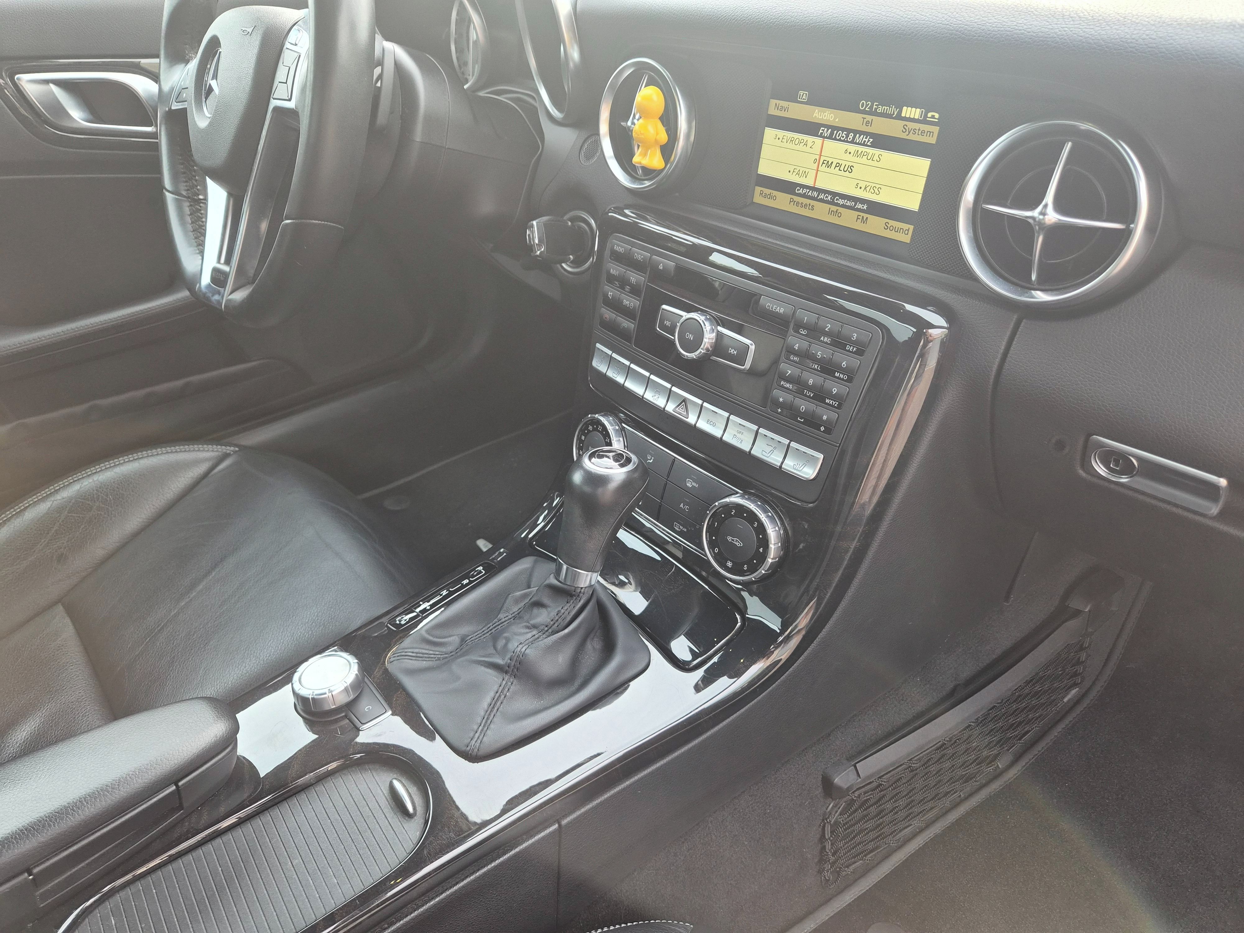 Mercedes-Benz SLK, SLK 200 1.8 benzin 135 KW - fotka 6