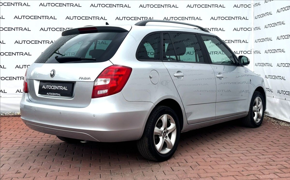 Škoda Fabia, 1,2 tsi Family 77kw -rozvody - fotka 4