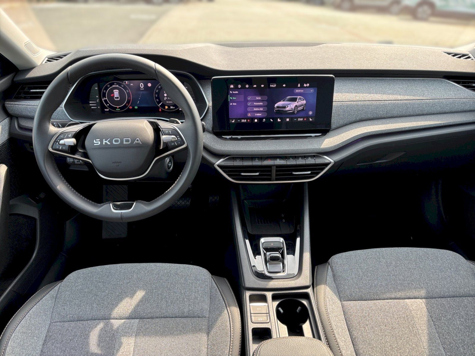 Škoda Octavia, TOP SELECTION 1.5 TSI 110 kW D - fotka 5