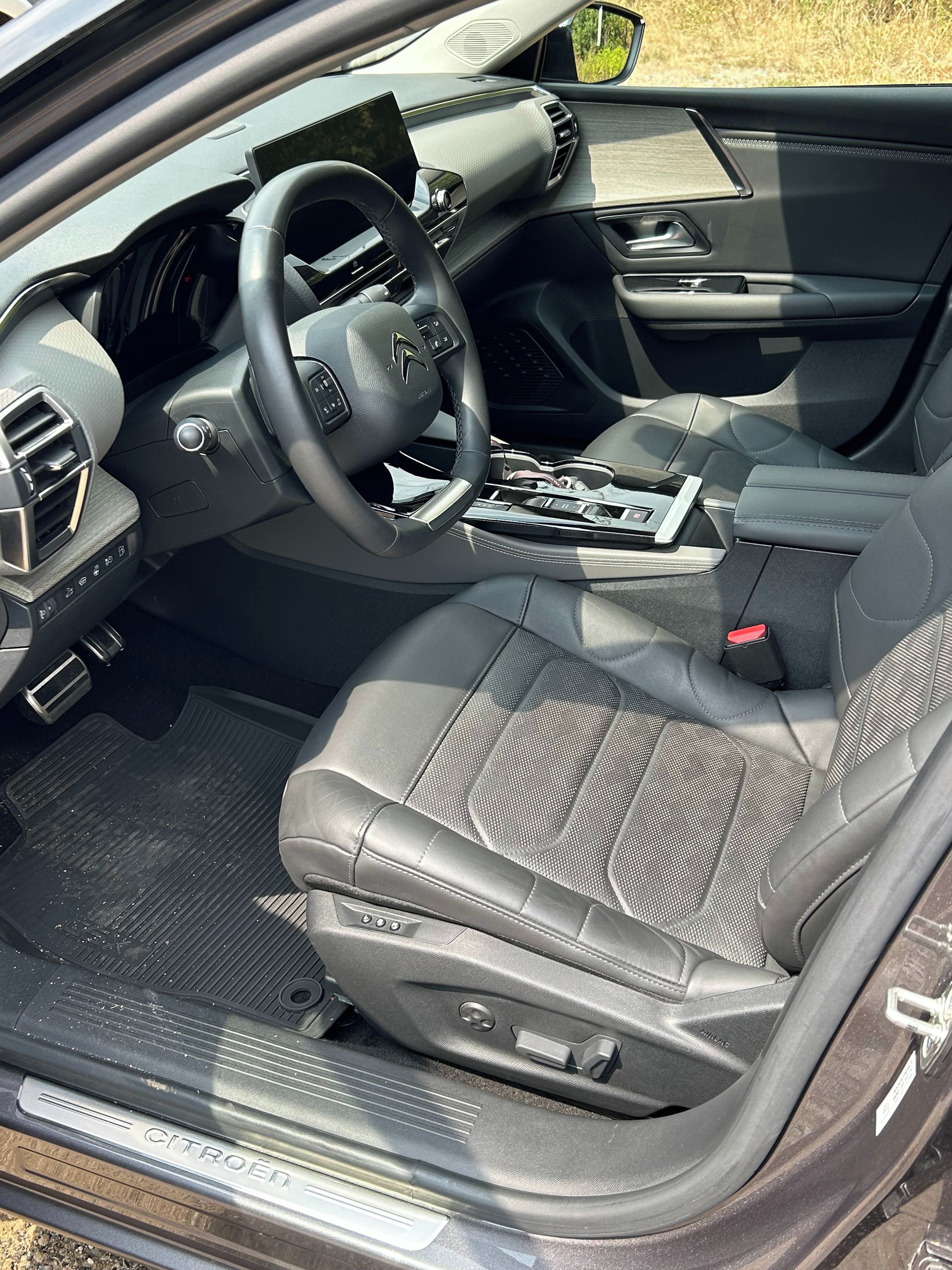 Citroën C5 X, Citroën C5 X, 1.6 Hybrid  225k - fotka 3