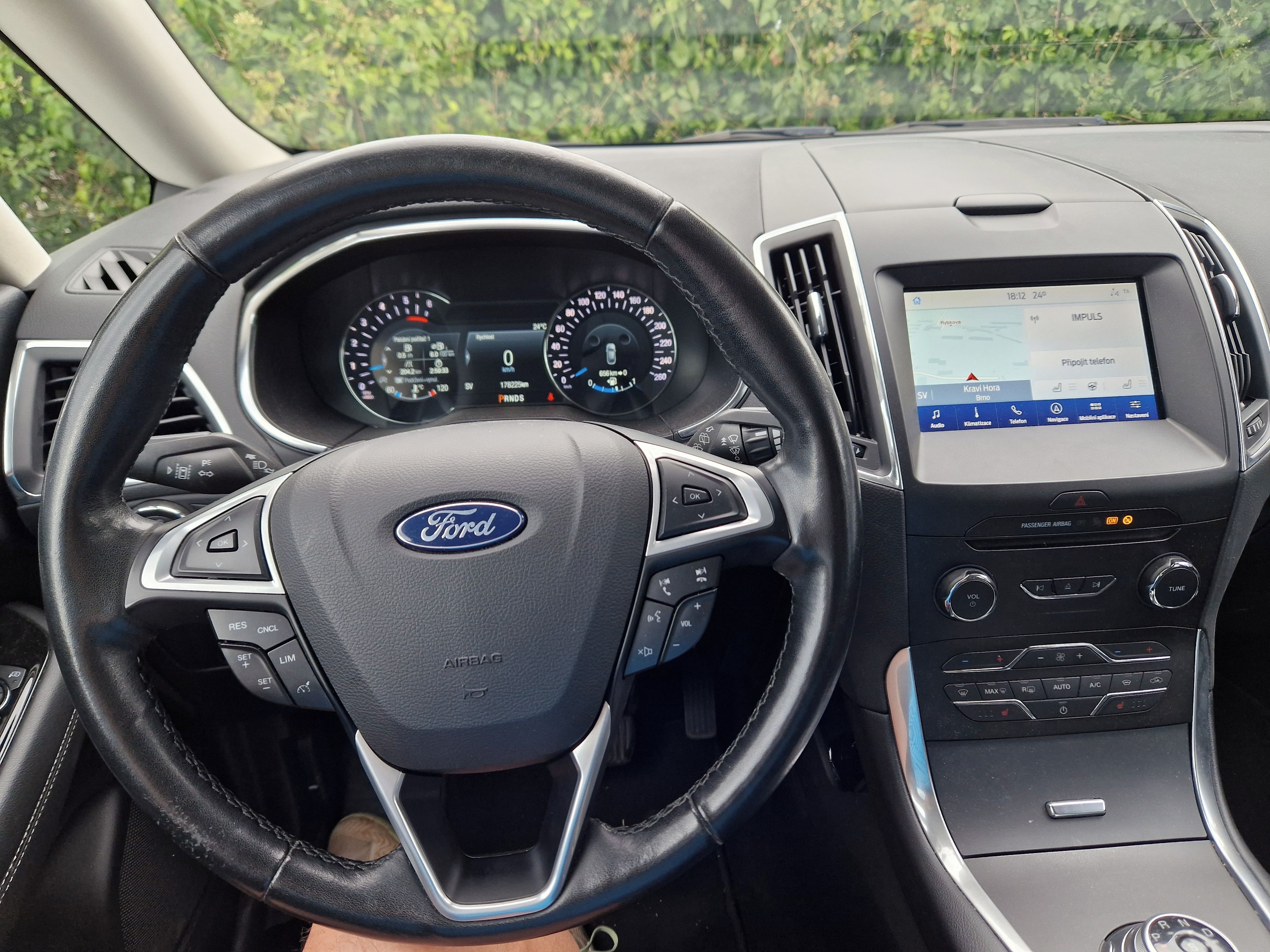 Ford Galaxy, Ford Galaxy Titanium - fotka 5
