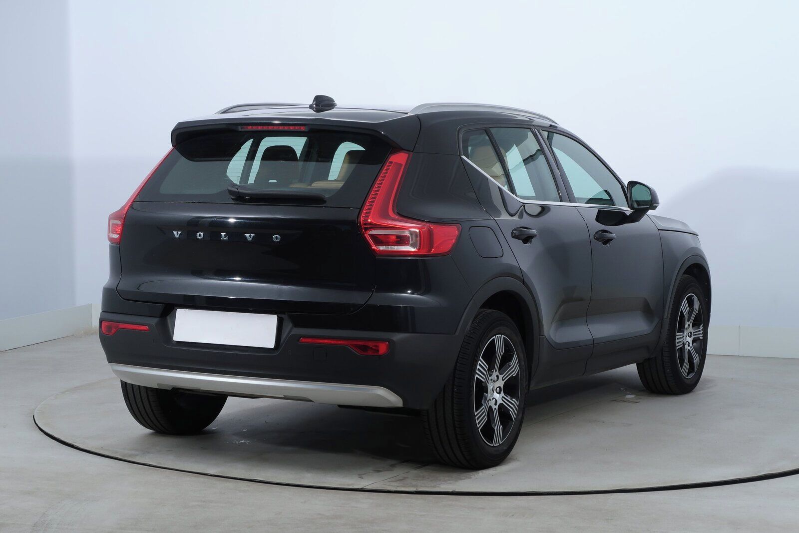 Volvo XC40, D3 AWD, Automat, Serv.kniha - fotka 5
