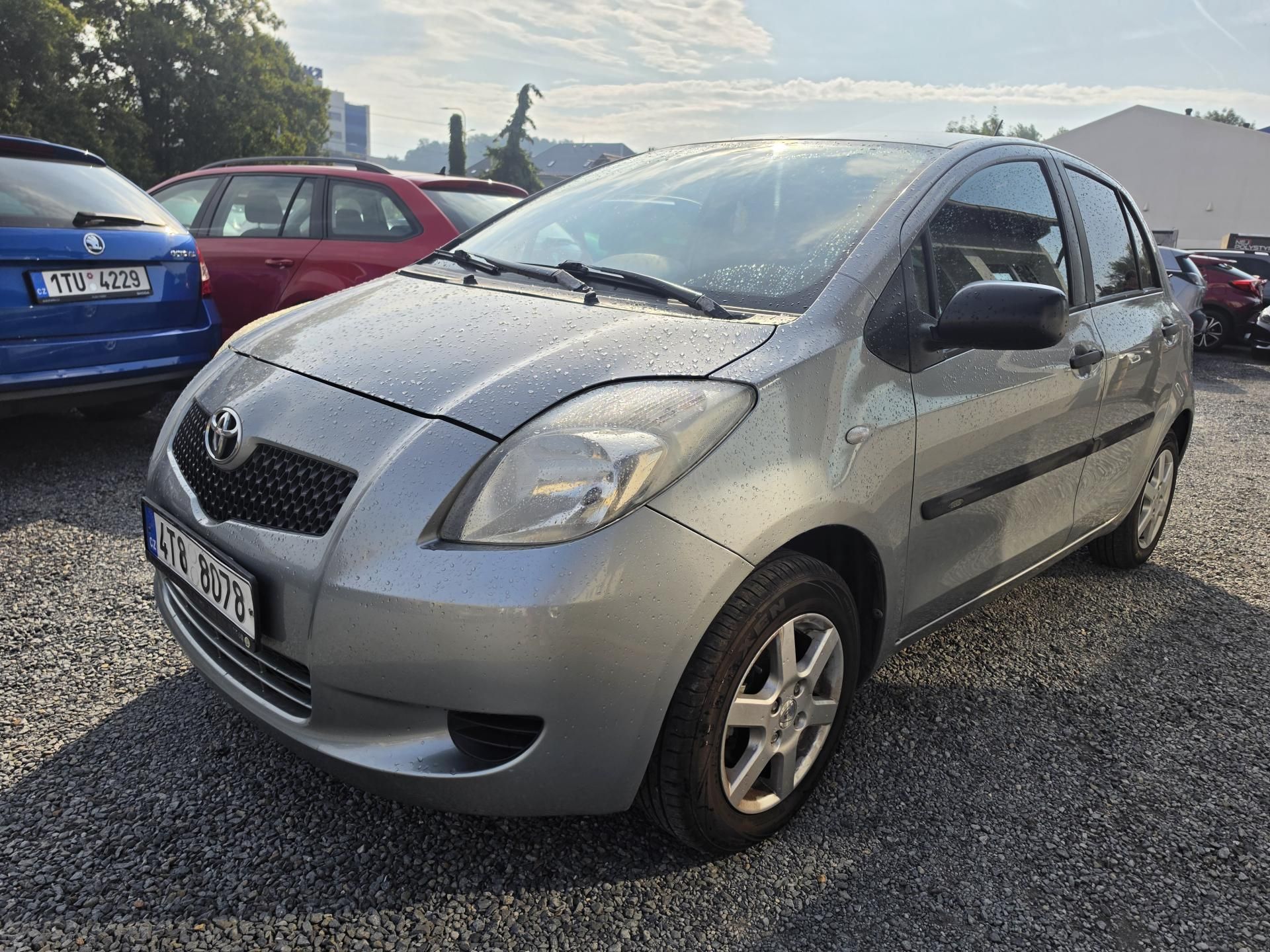 Toyota Yaris, 1.0 VVTi klimatizace - fotka 2