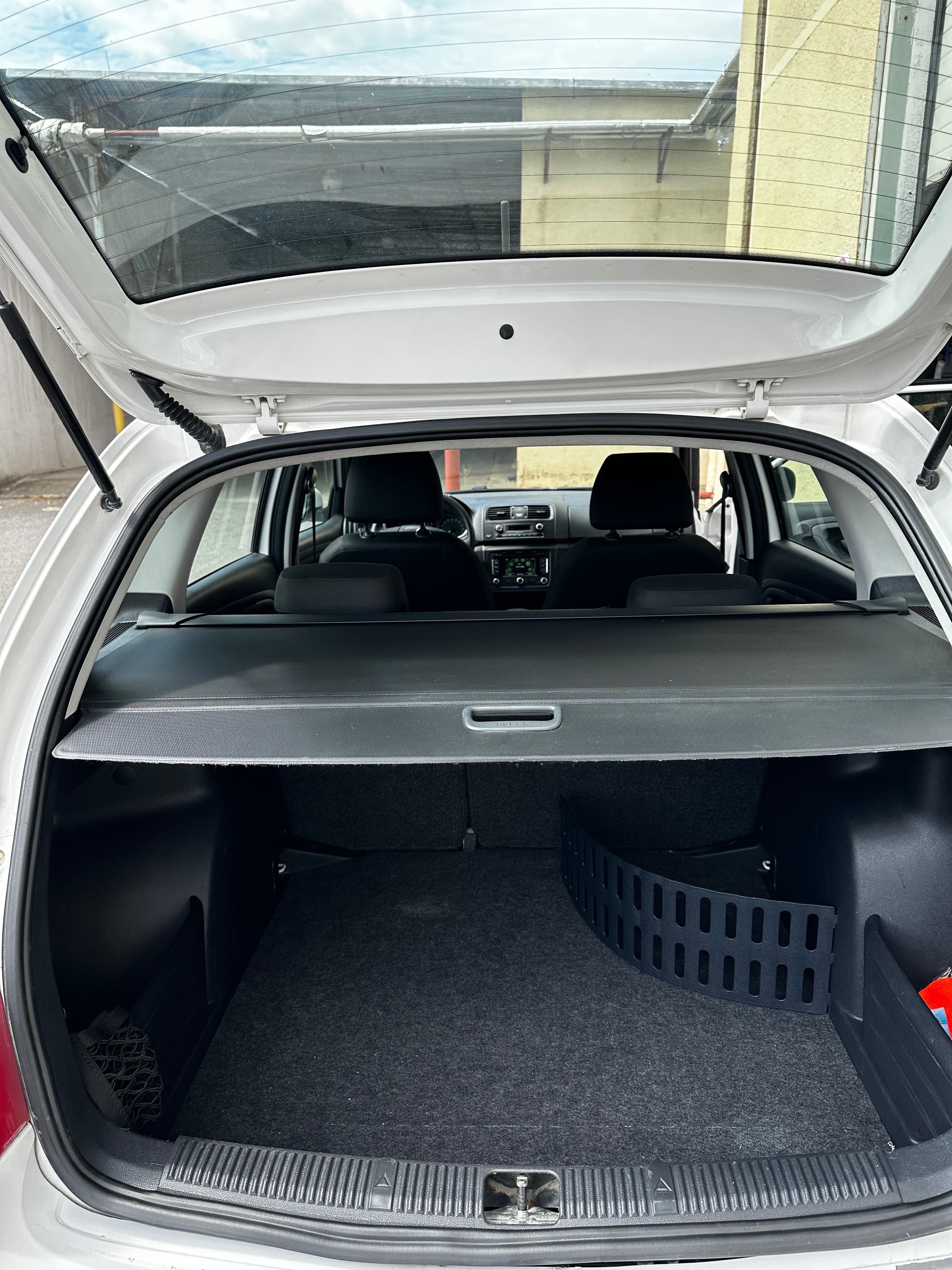 Škoda Fabia, 1,6 TDI klima tažné - fotka 5